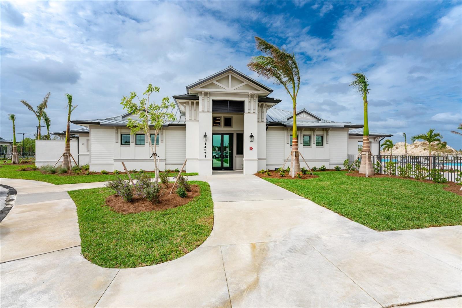 Image 37 of 54 For 14257 Heritage Landing Boulevard 1115