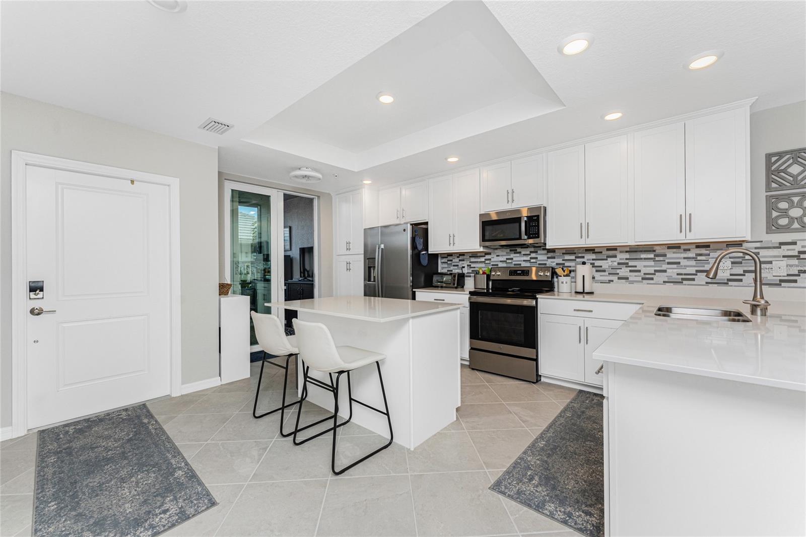 Image 8 of 54 For 14257 Heritage Landing Boulevard 1115