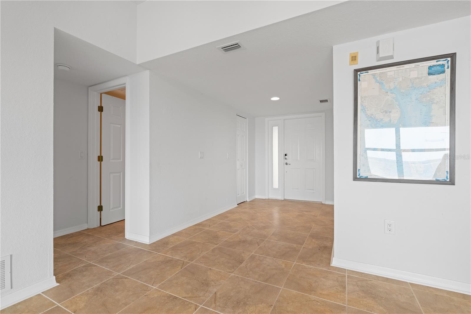 Image 15 of 41 For 101 Marion Court 133