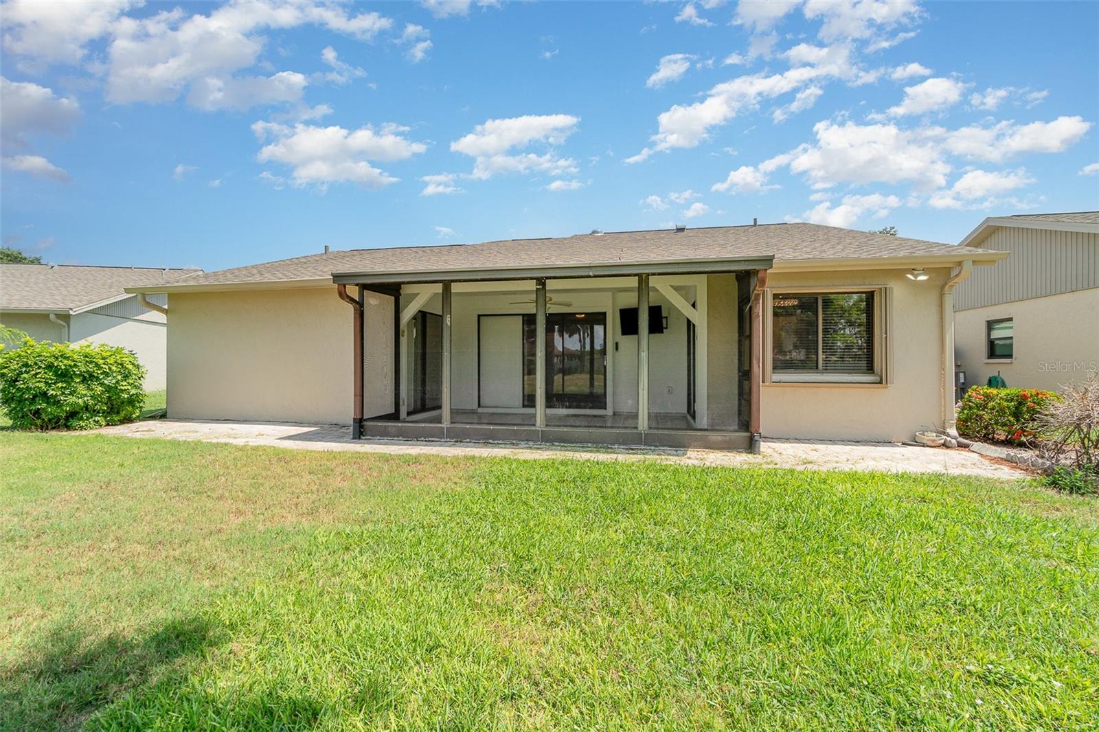 Image 23 of 35 For 541 Wekiva River Court 94