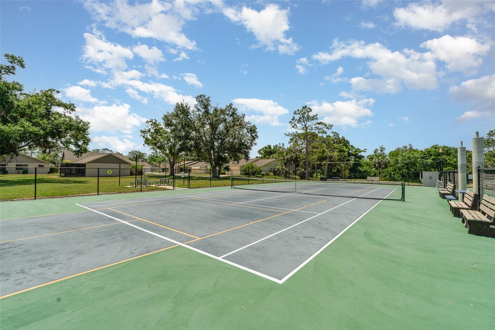 Image 33 of 35 For 541 Wekiva River Court 94