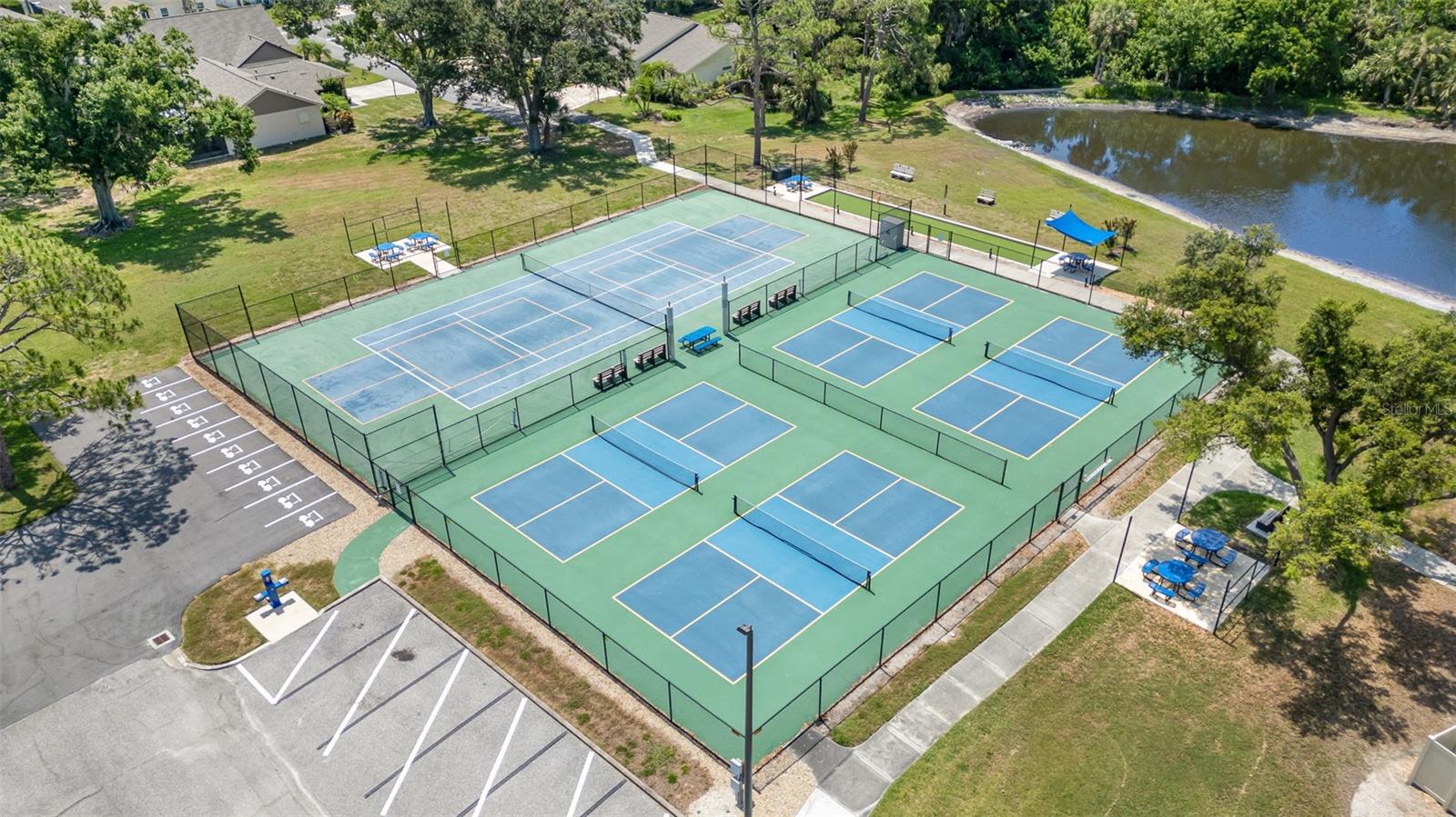 Image 34 of 35 For 541 Wekiva River Court 94