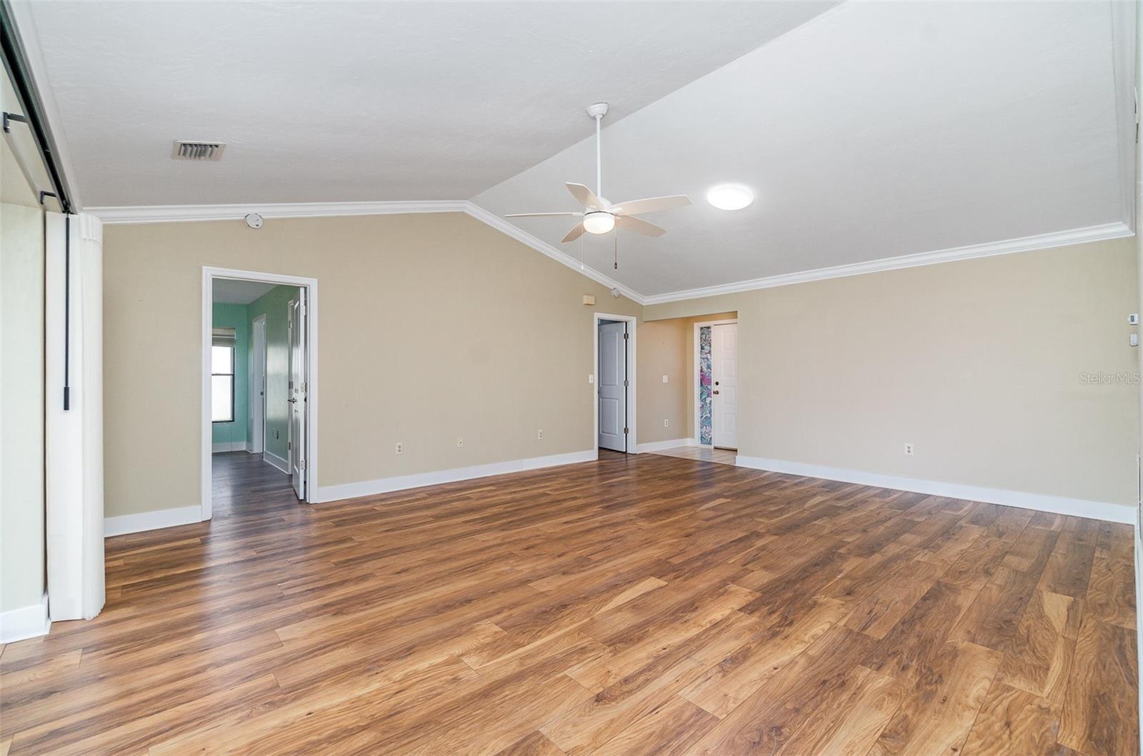 Image 4 of 35 For 541 Wekiva River Court 94