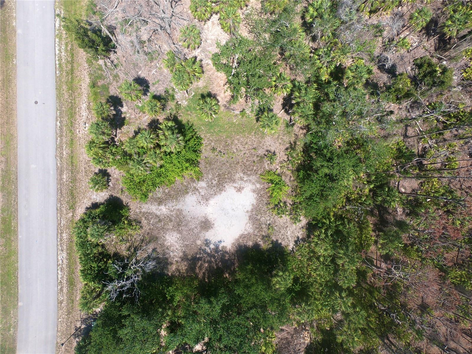 Image 8 of 9 For 10131 Creekside Drive