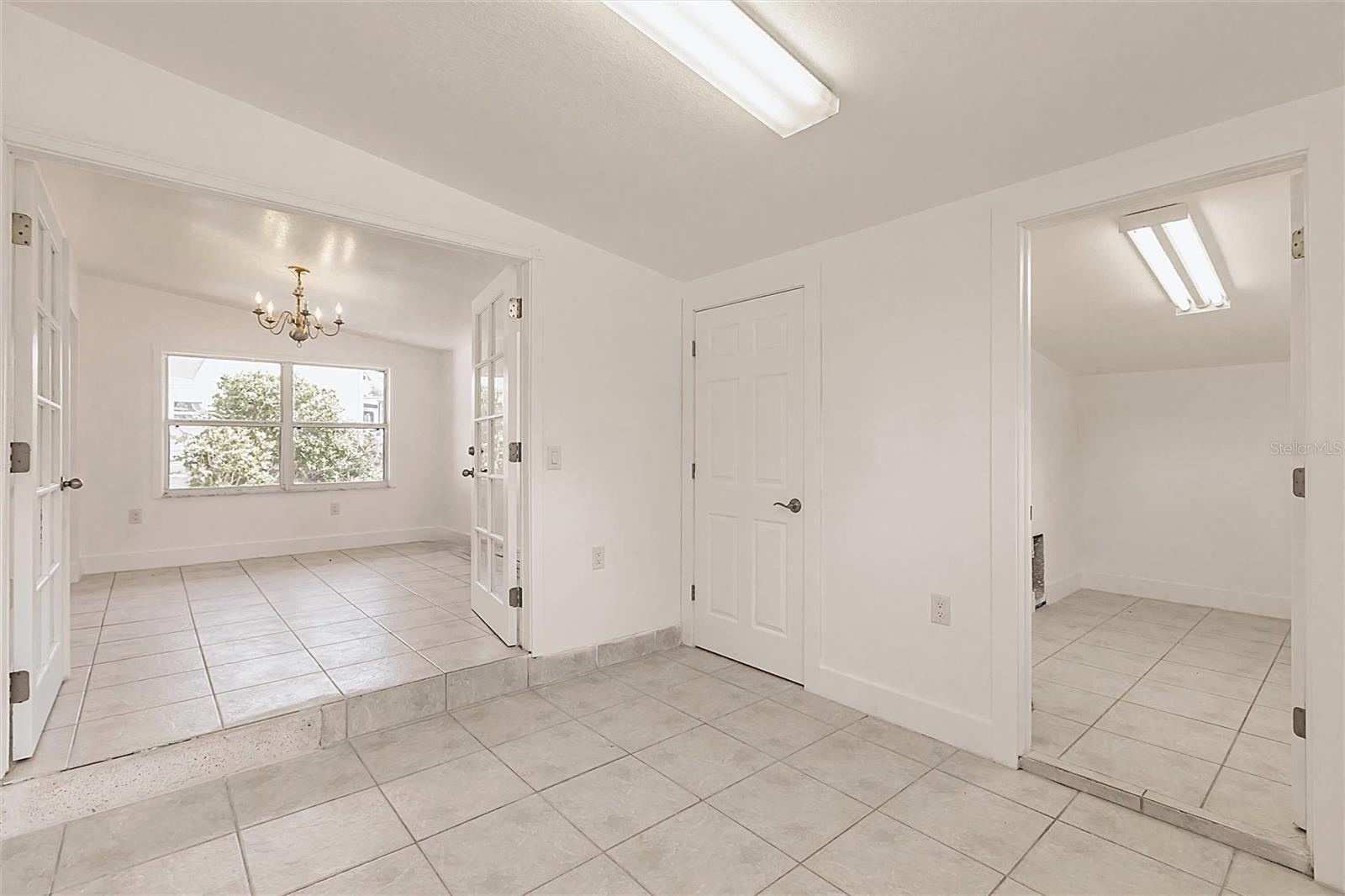 Image 11 of 44 For 3129 Buttonwood Place