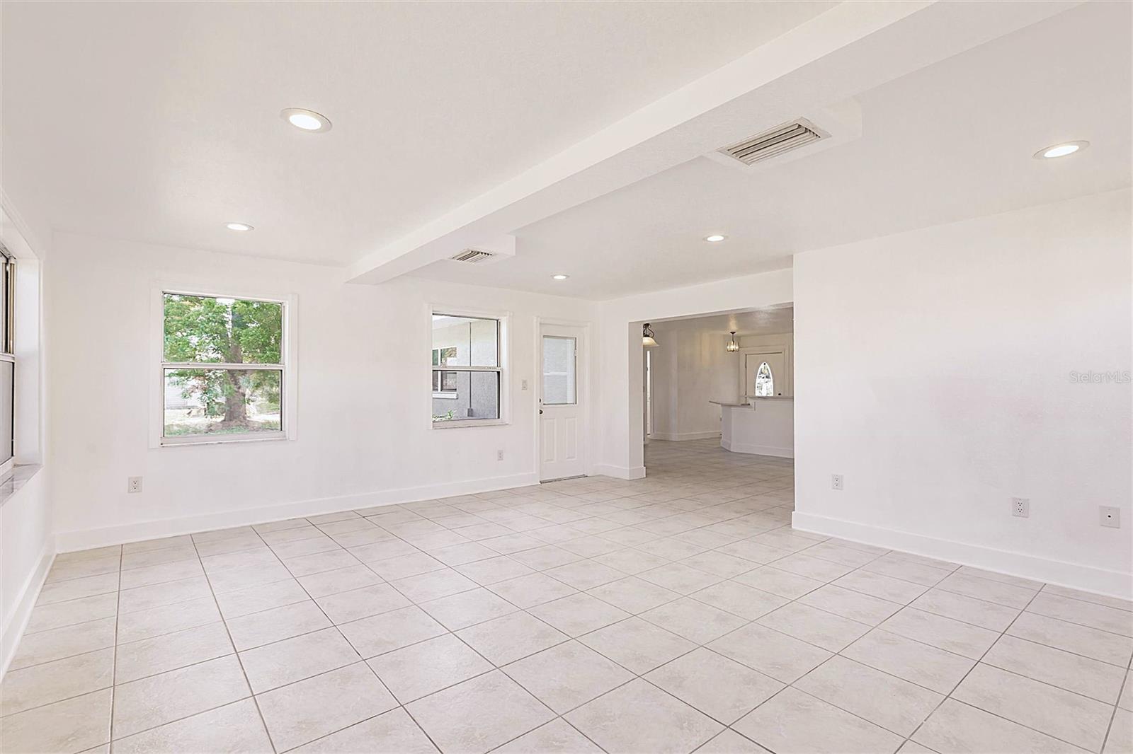 Image 15 of 44 For 3129 Buttonwood Place
