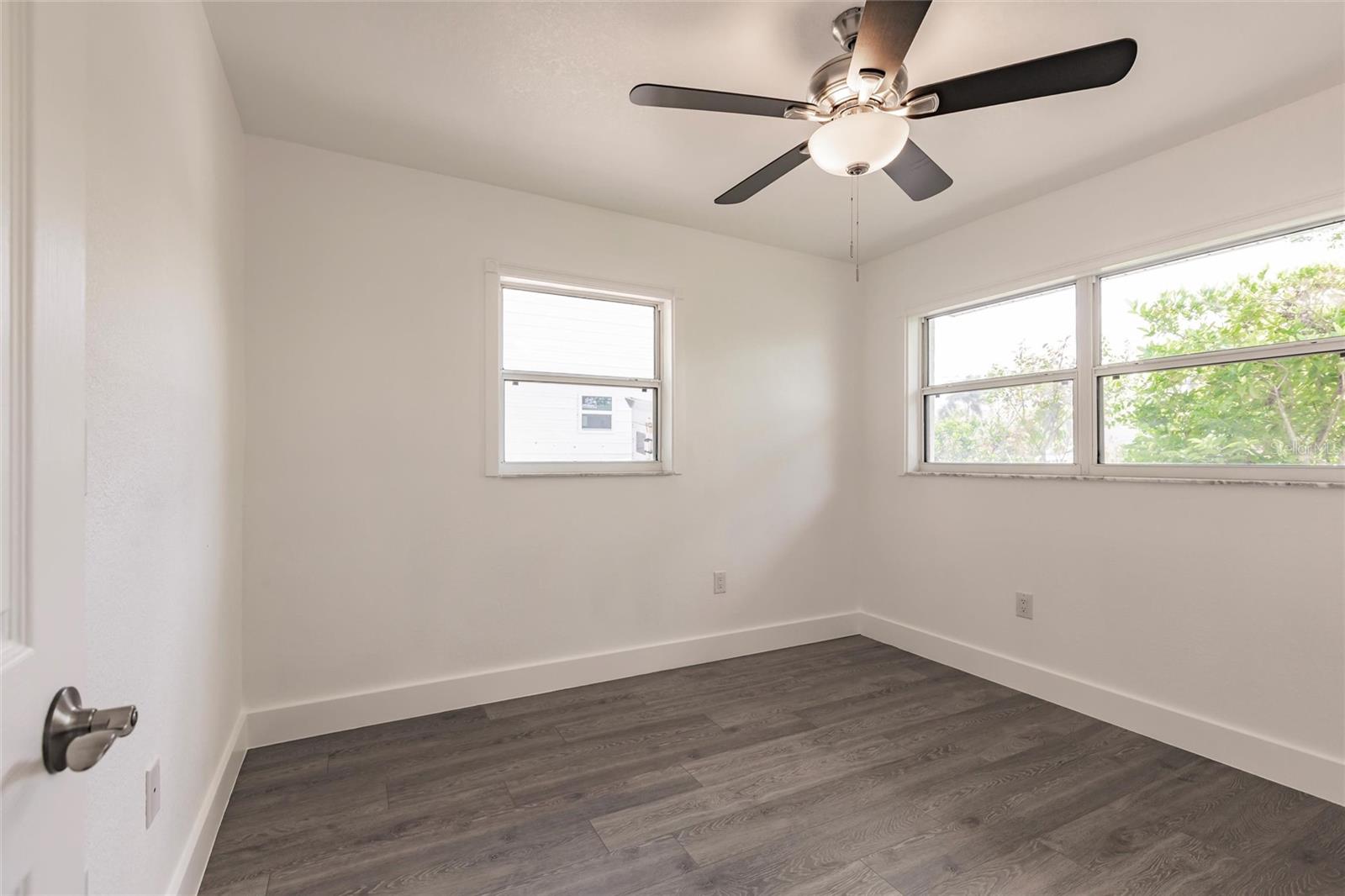 Image 21 of 44 For 3129 Buttonwood Place