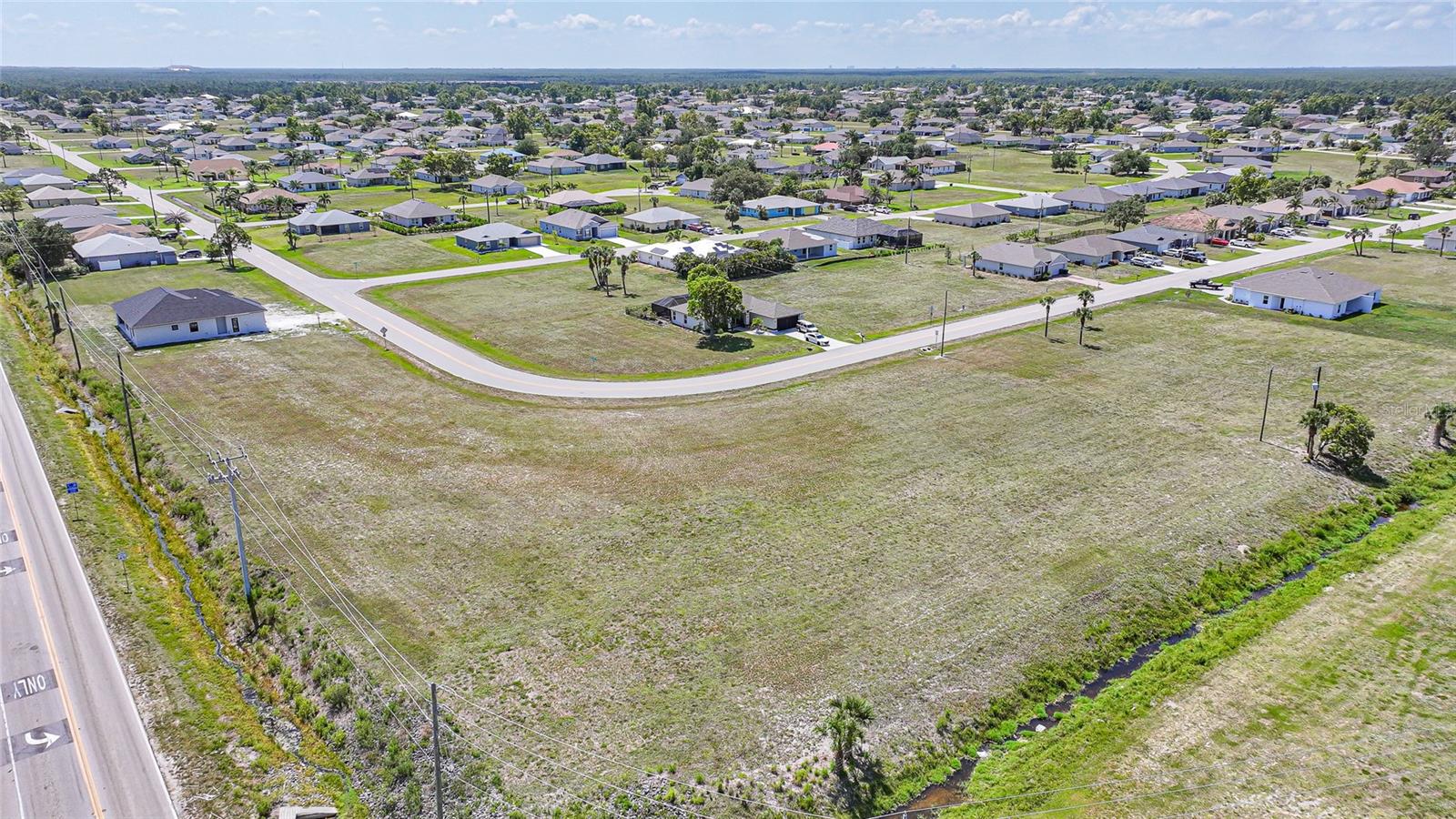 Image 7 of 12 For 16035 Badalona Drive