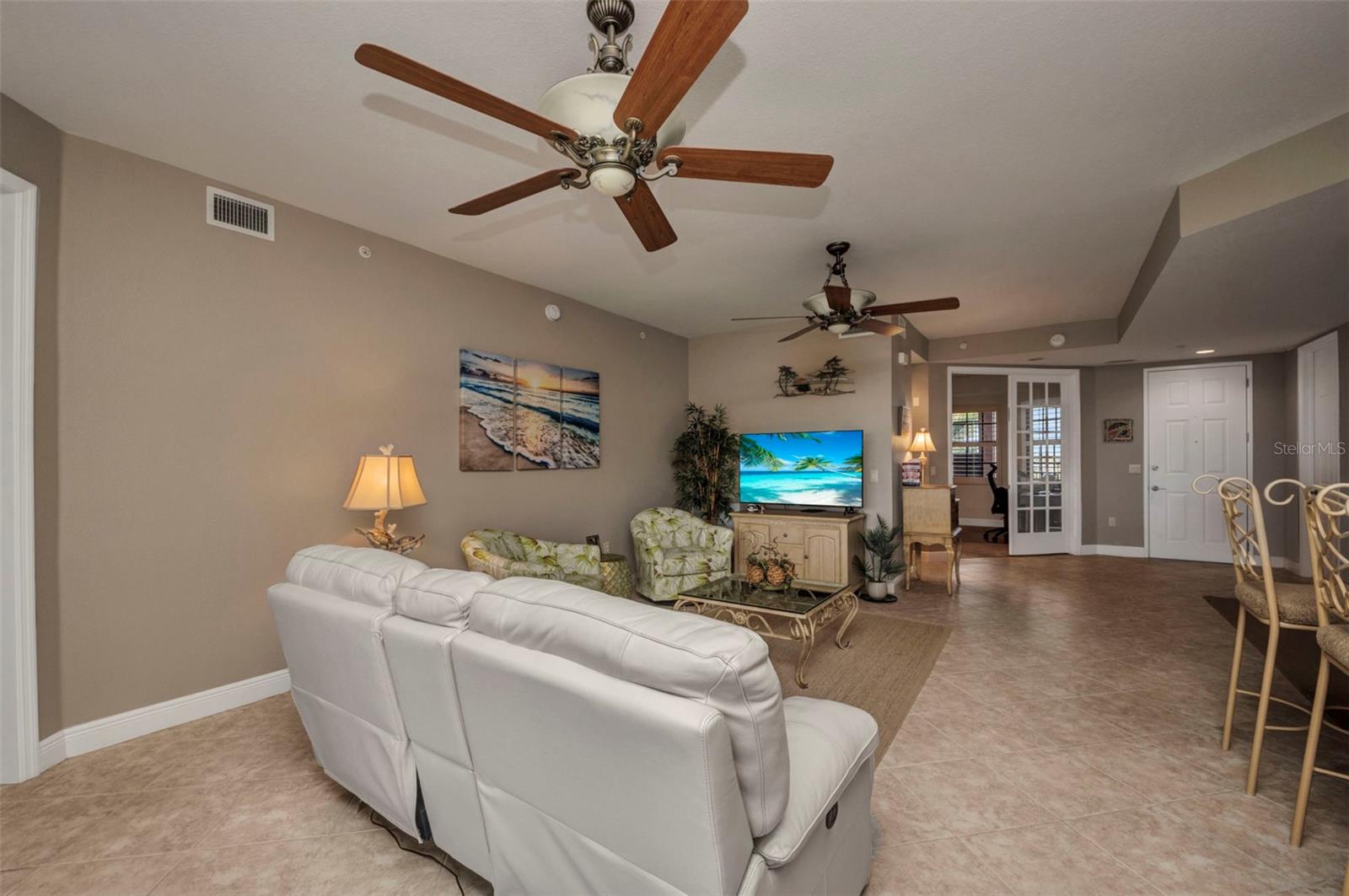 Image 12 of 50 For 24417 Baltic Avenue 1203