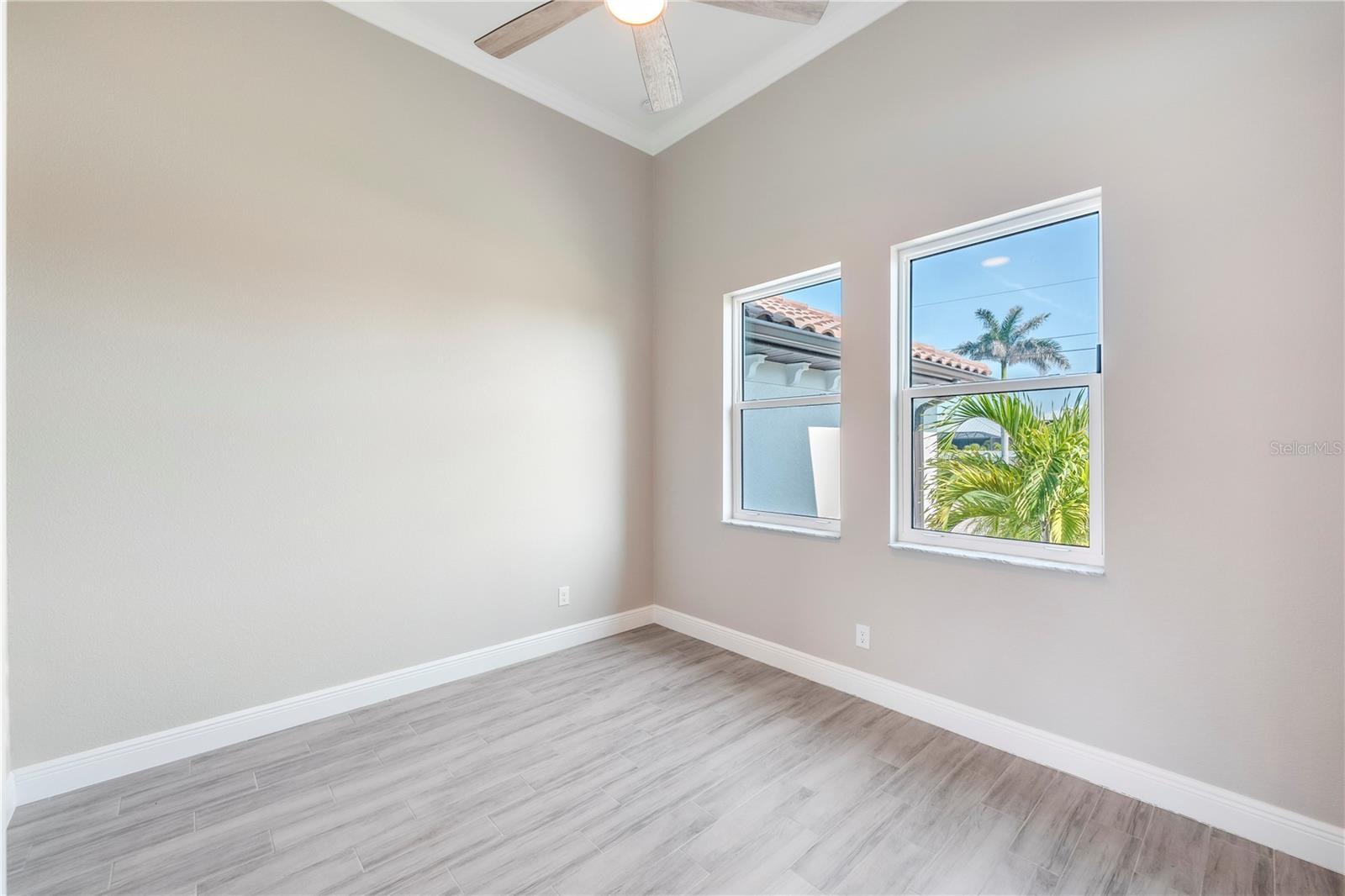 Image 12 of 48 For 15698 Meacham Circle