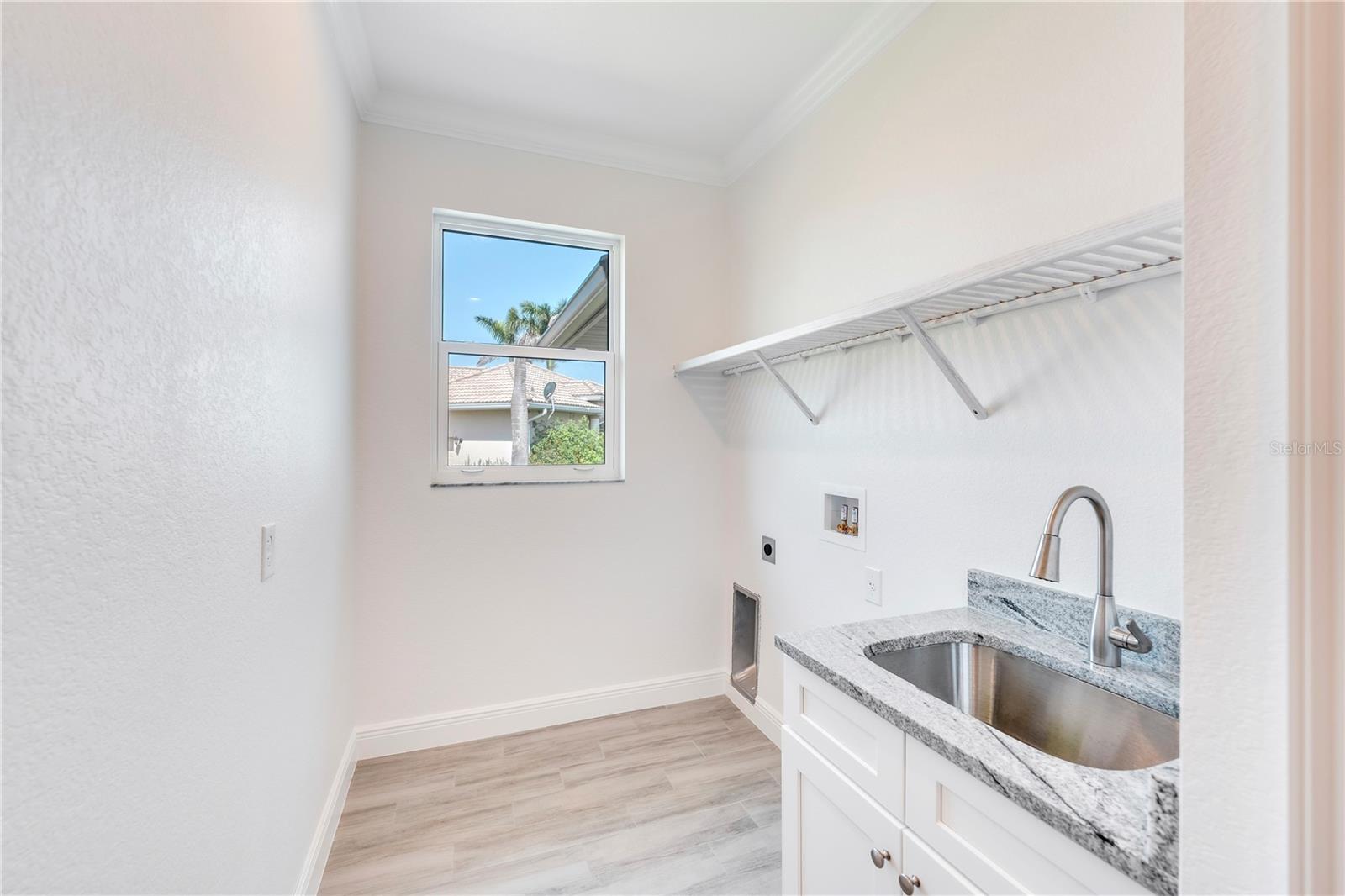 Image 36 of 48 For 15698 Meacham Circle