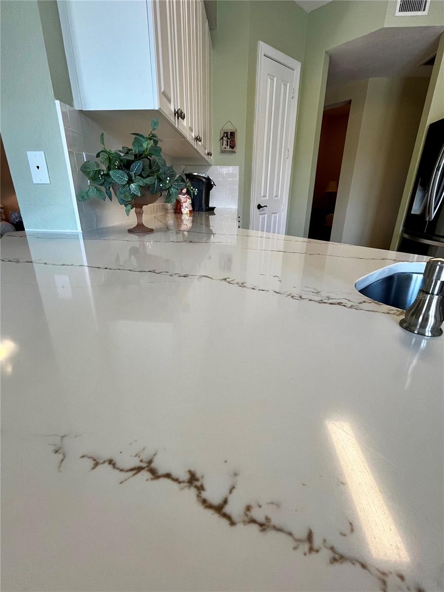 Image 12 of 55 For 96 Vivante Boulevard 9622