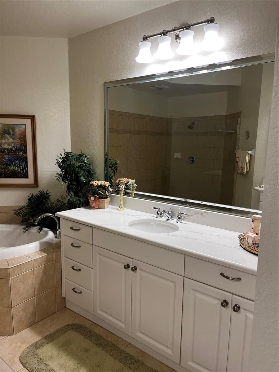 Image 23 of 55 For 96 Vivante Boulevard 9622