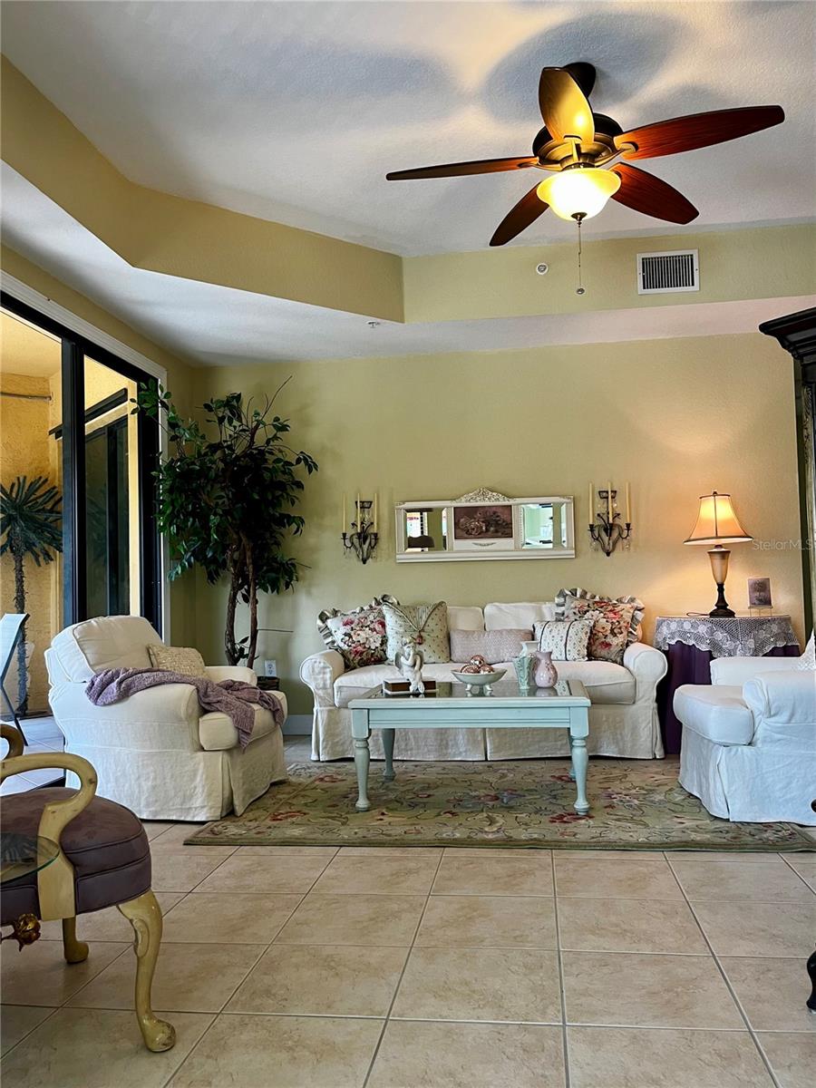 Image 4 of 55 For 96 Vivante Boulevard 9622