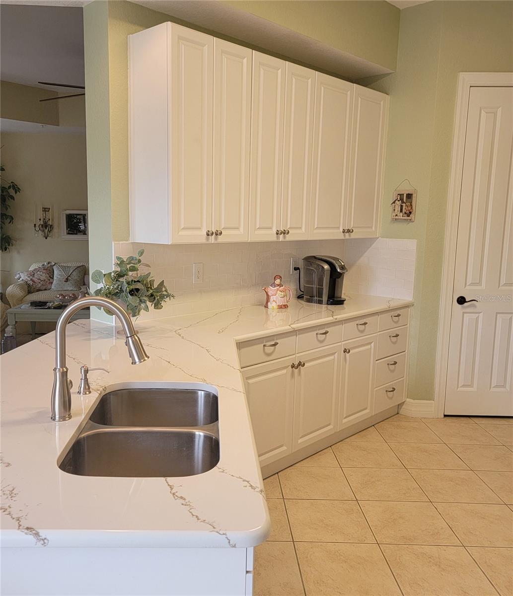 Image 8 of 55 For 96 Vivante Boulevard 9622