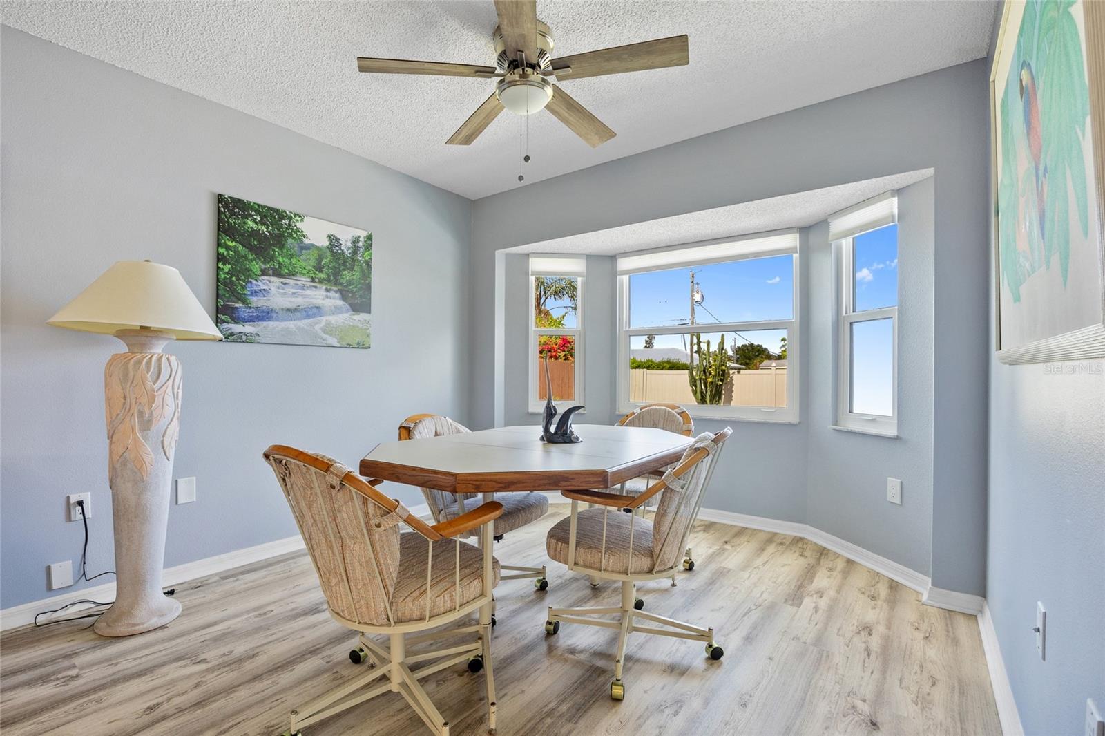 Image 12 of 37 For 7183 Spinnaker Boulevard
