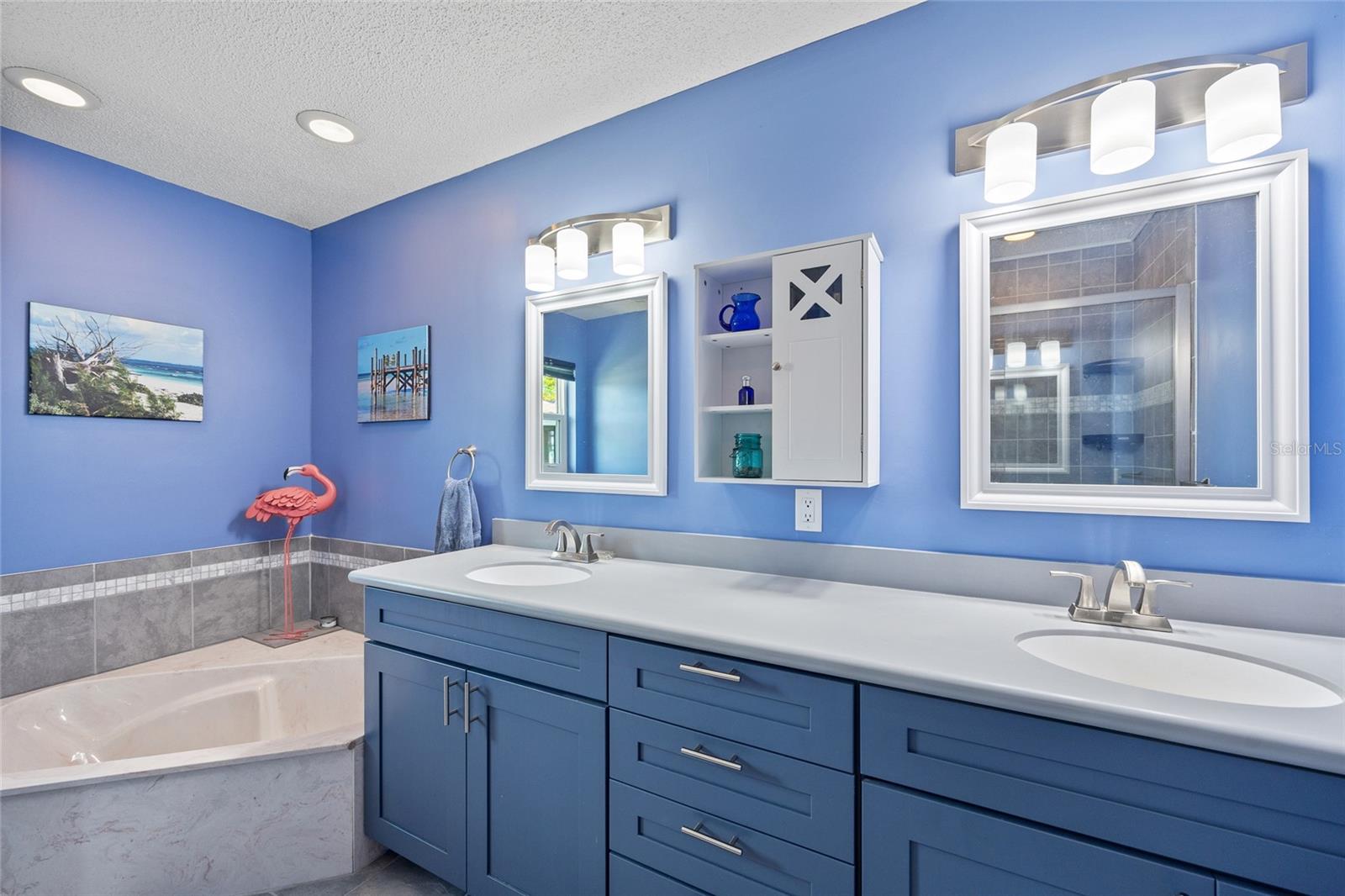 Image 18 of 37 For 7183 Spinnaker Boulevard