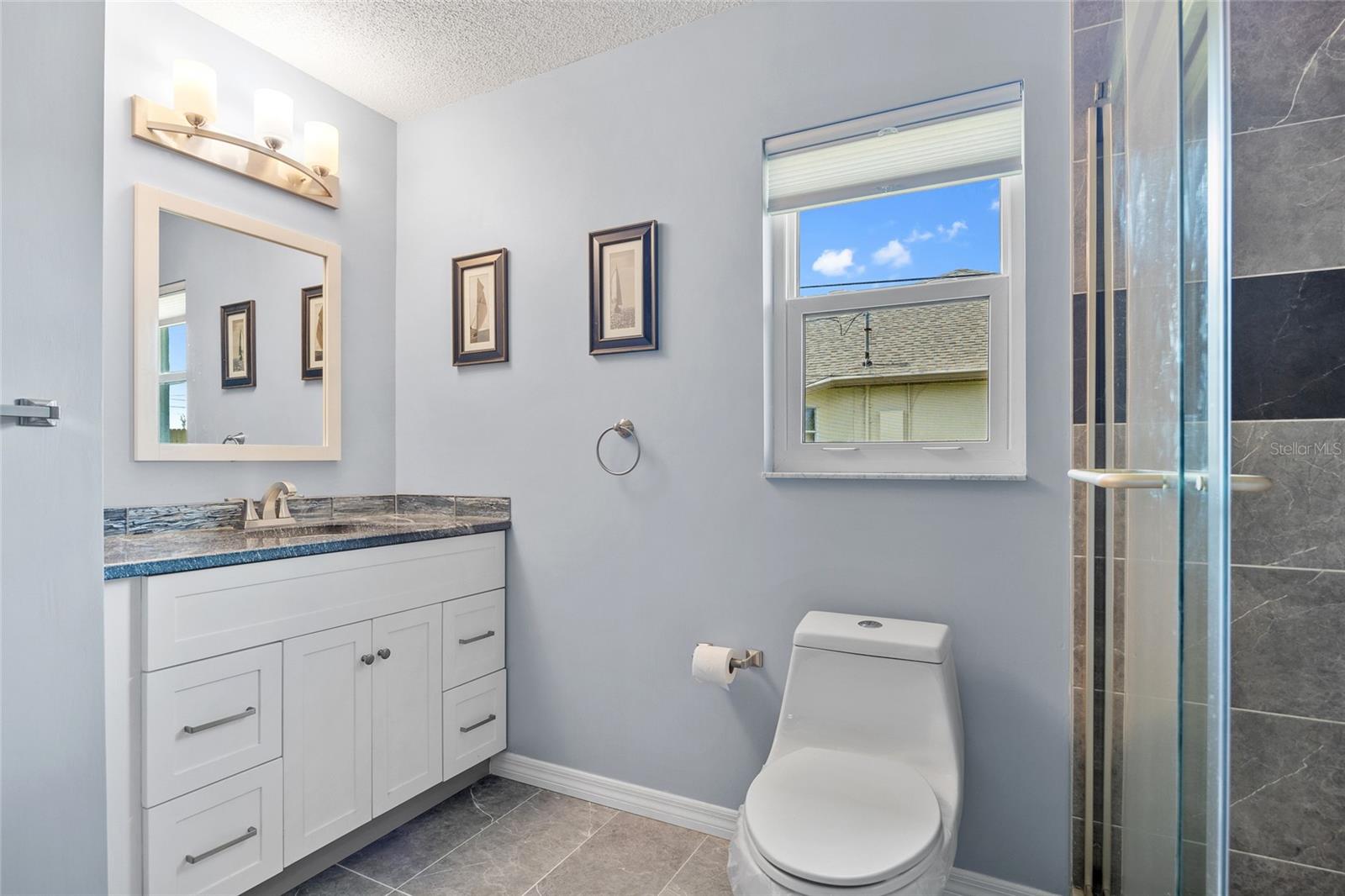 Image 20 of 37 For 7183 Spinnaker Boulevard
