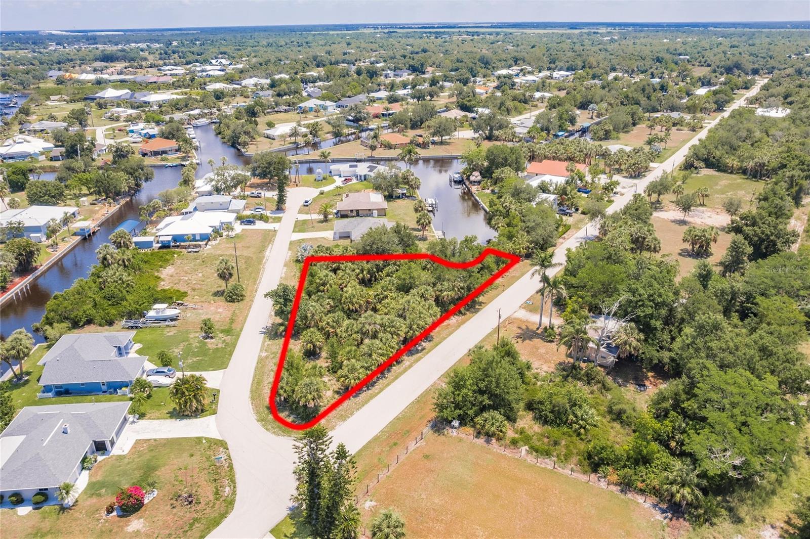 Image 6 of 13 For 2068 Palm Harbor Terrace