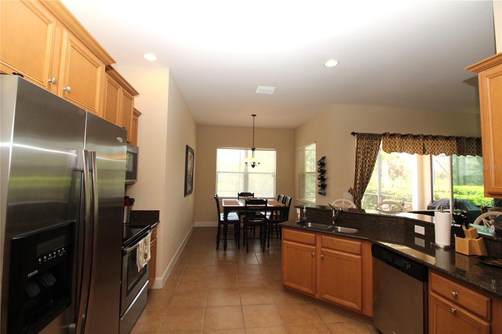 Image 14 of 52 For 13256 Creekside Lane