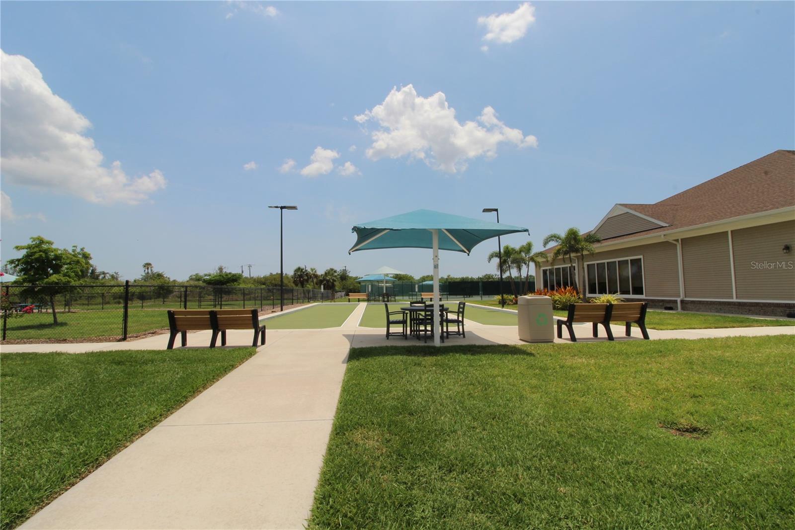 Image 41 of 52 For 13256 Creekside Lane
