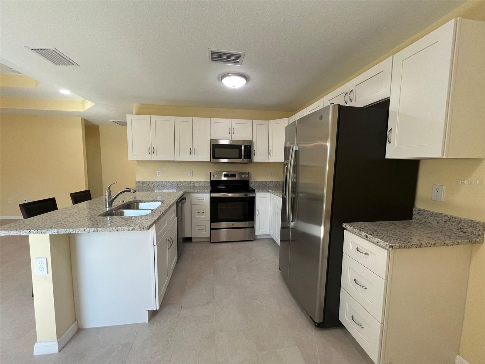 Image 5 of 11 For 22235 Albany Avenue