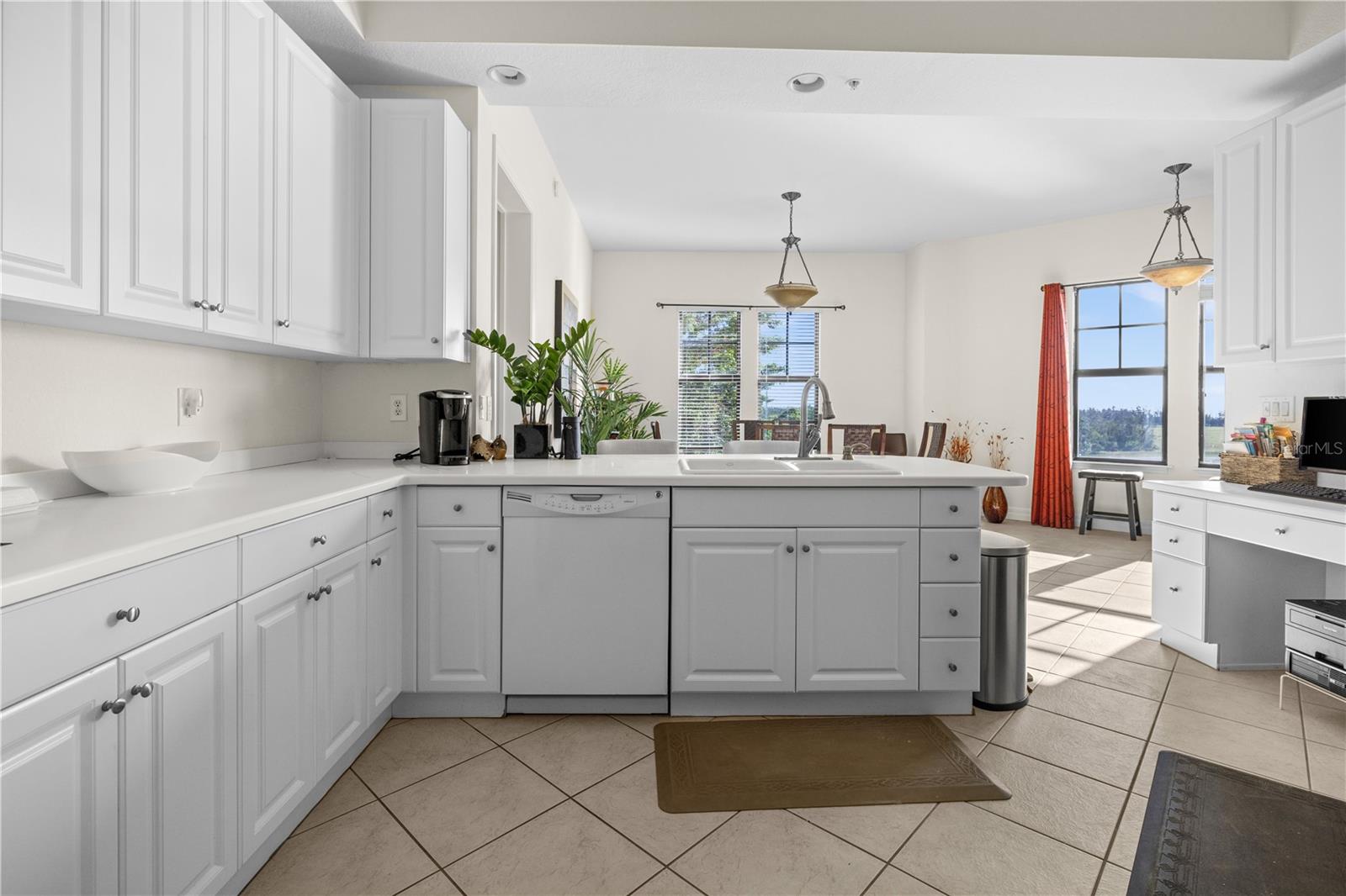 Image 20 of 71 For 99 Vivante Boulevard 303