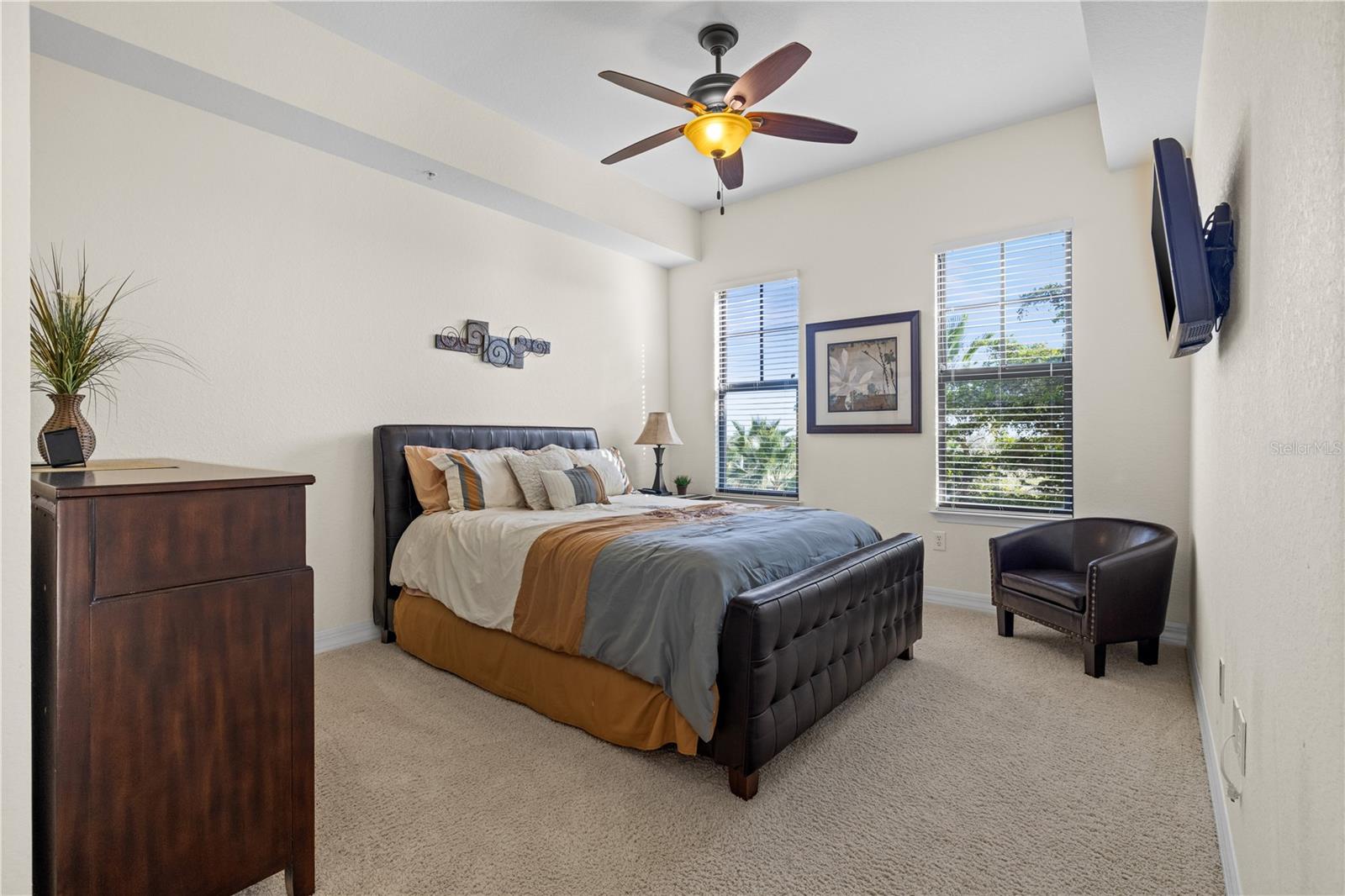Image 26 of 71 For 99 Vivante Boulevard 303