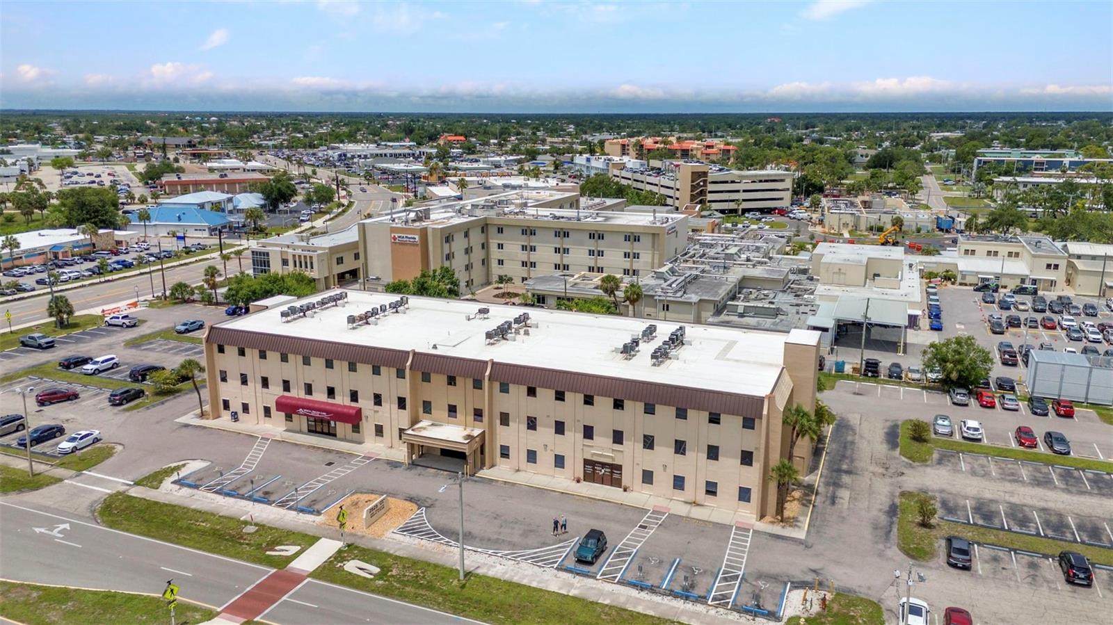 Image 37 of 42 For 2525 Harbor Boulevard 206