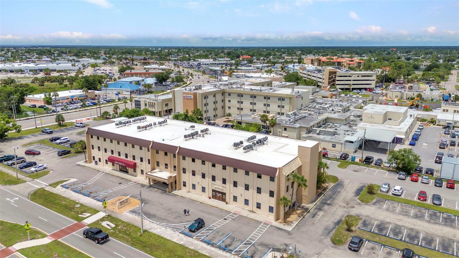 Image 38 of 42 For 2525 Harbor Boulevard 206