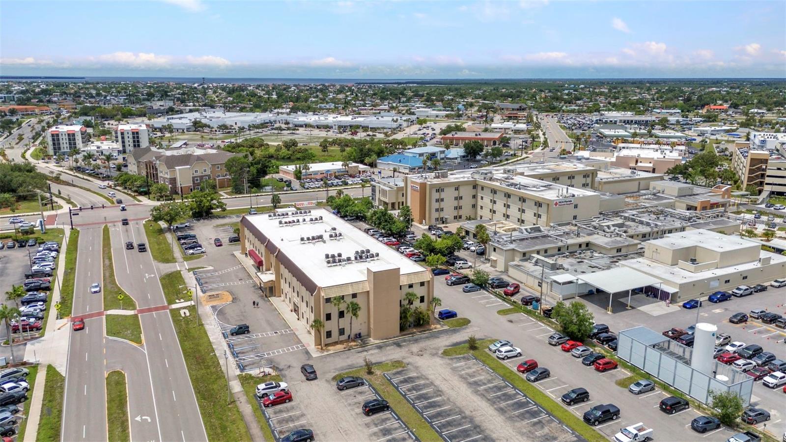 Image 40 of 42 For 2525 Harbor Boulevard 206