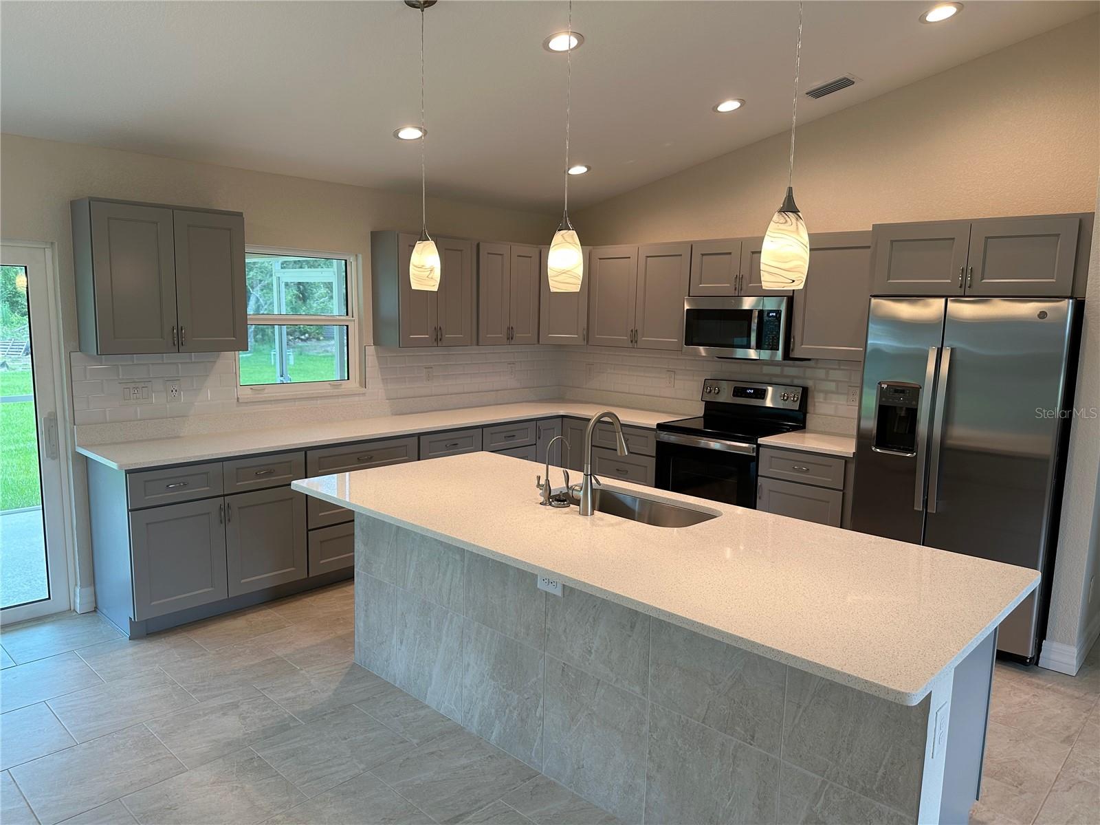 Image 4 of 22 For 8667 Lisa Boulevard