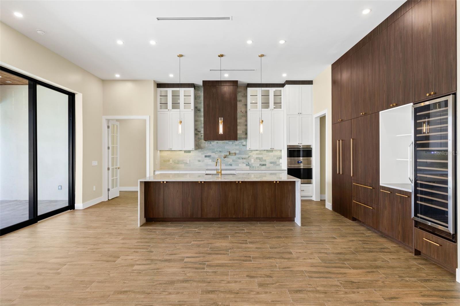 Image 15 of 55 For 3413 9th Terrace