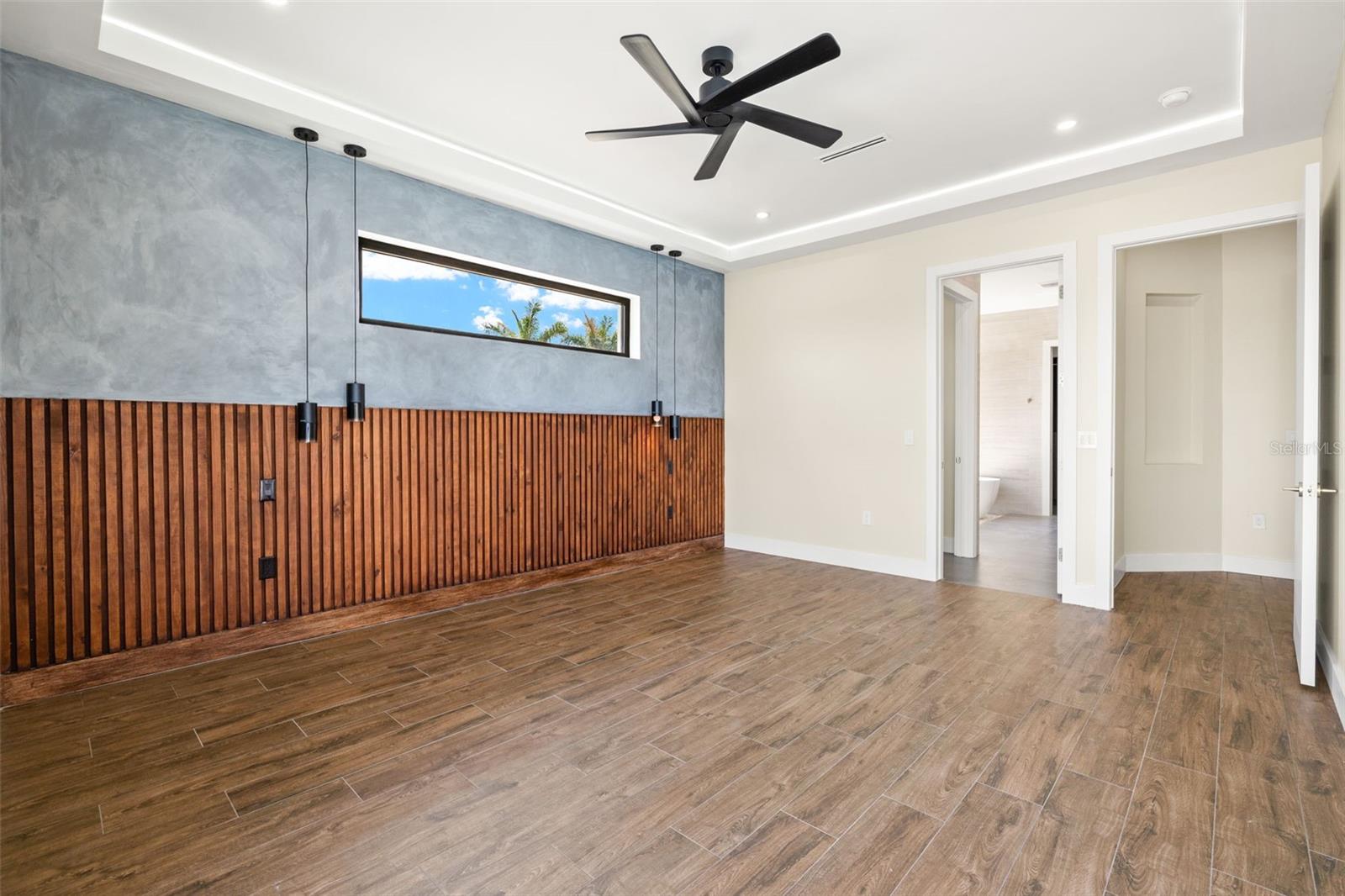 Image 22 of 55 For 3413 9th Terrace