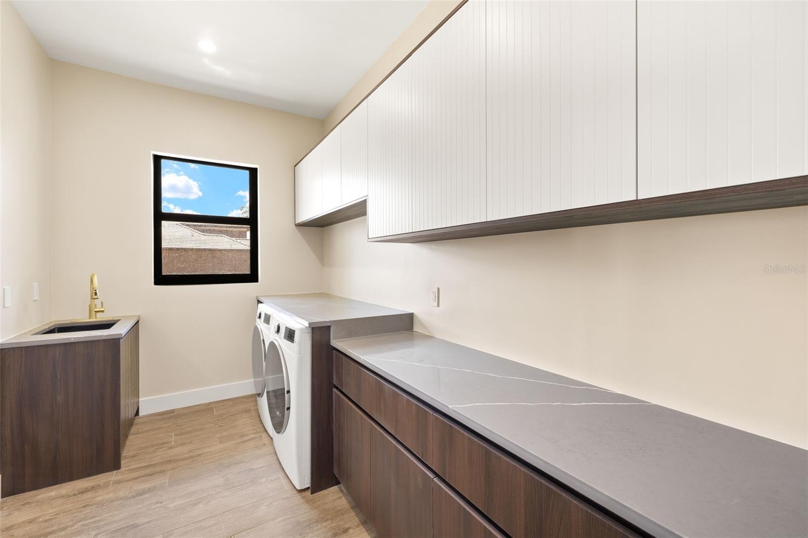 Image 35 of 55 For 3413 9th Terrace