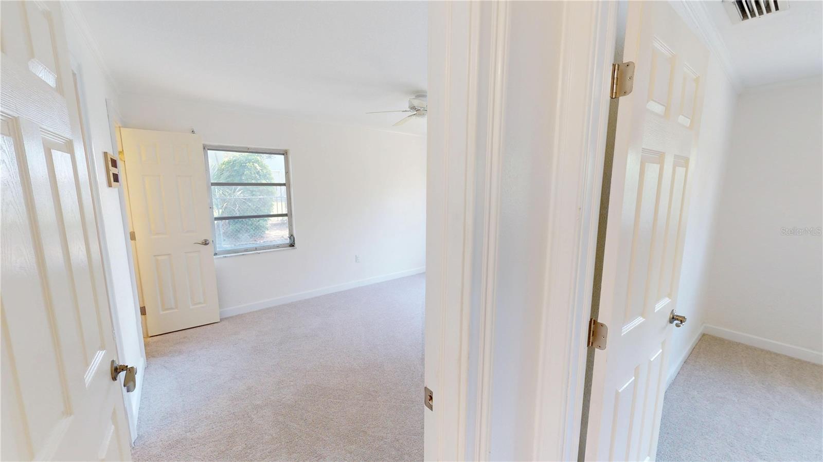 Image 23 of 40 For 2028 River Basin Terrace