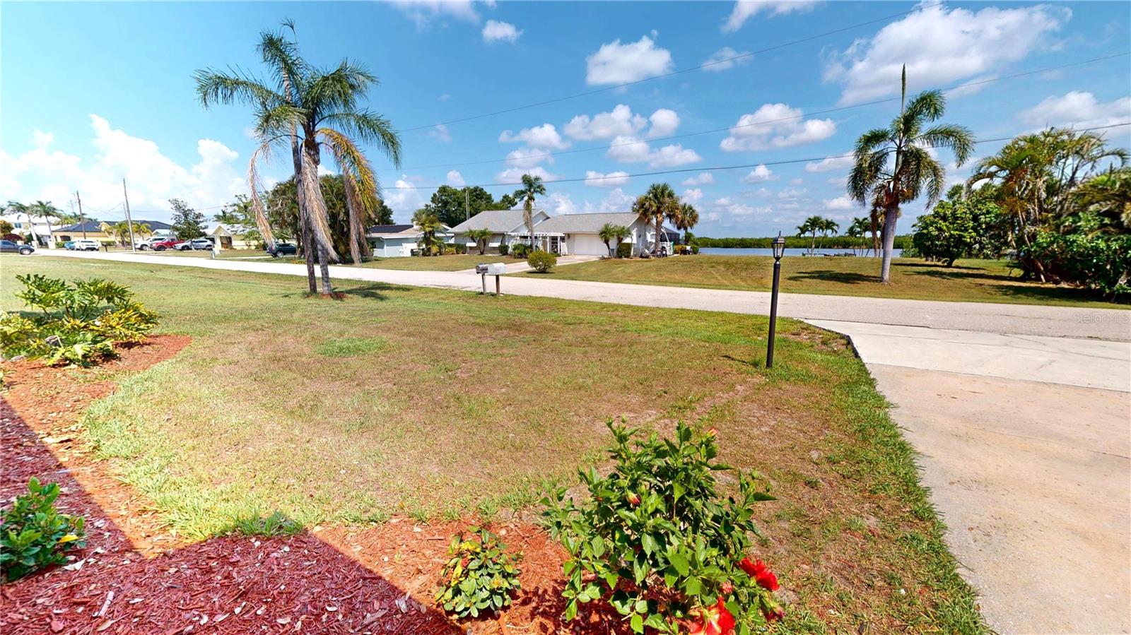 Image 4 of 40 For 2028 River Basin Terrace