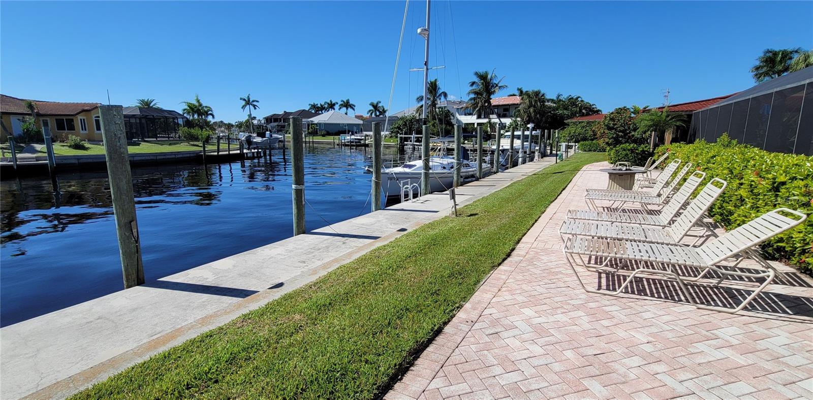 Image 34 of 39 For 1 Colony Point Drive B20