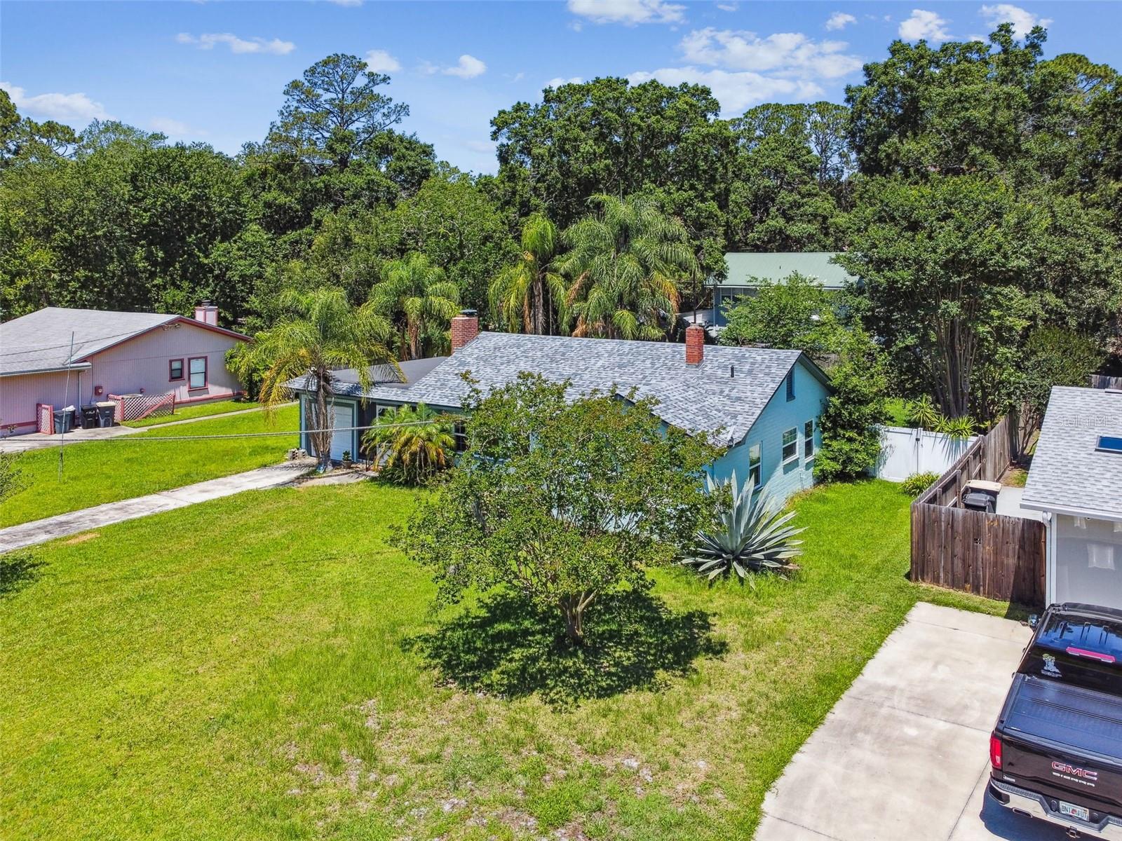 Image 33 of 42 For 4707 Southgate Drive