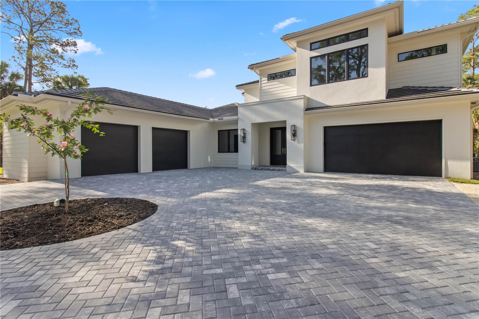 Details for 3632 Golden Gate Boulevard W, NAPLES, FL 34102