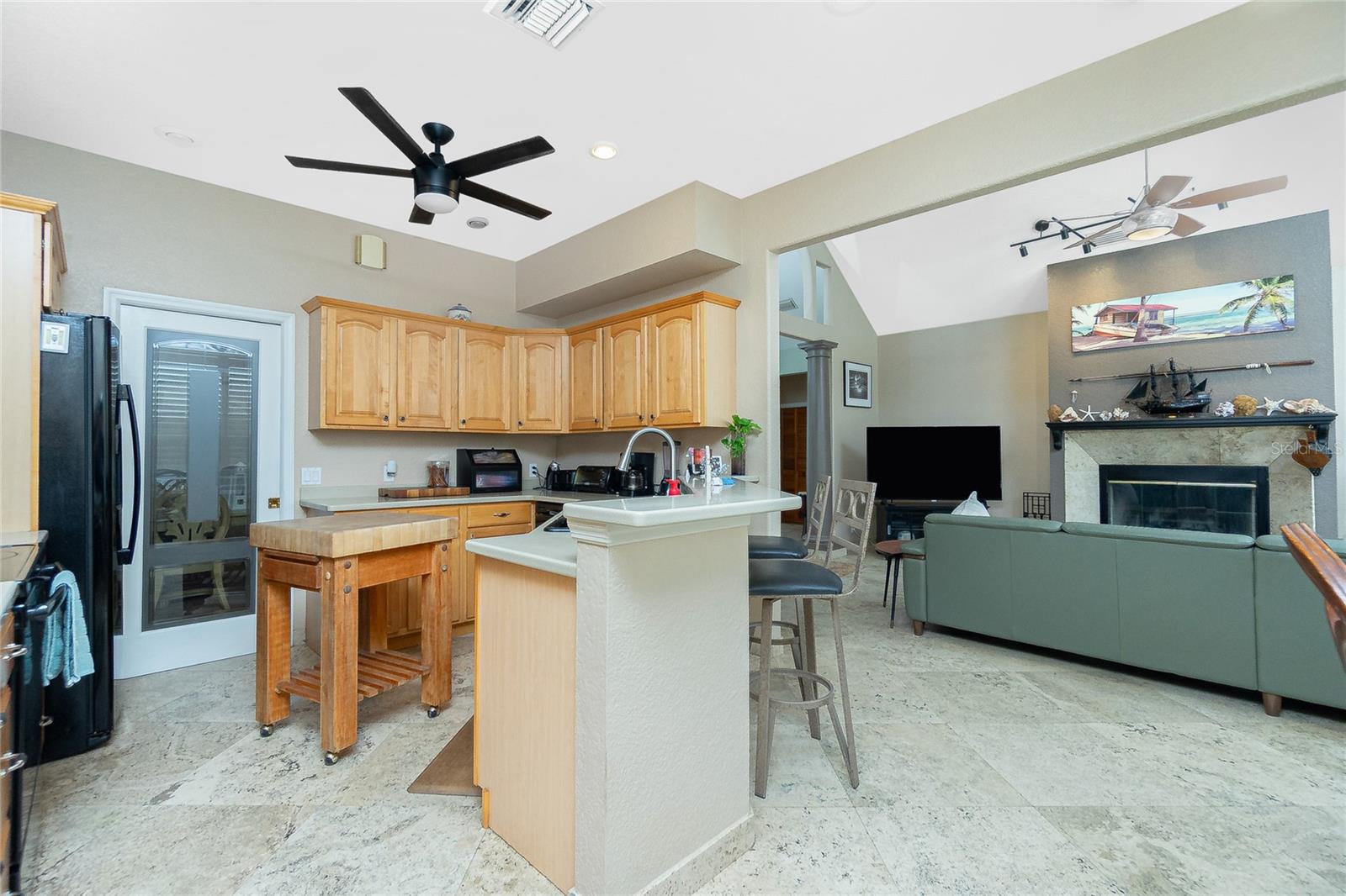 Image 13 of 49 For 5219 Guava Terrace