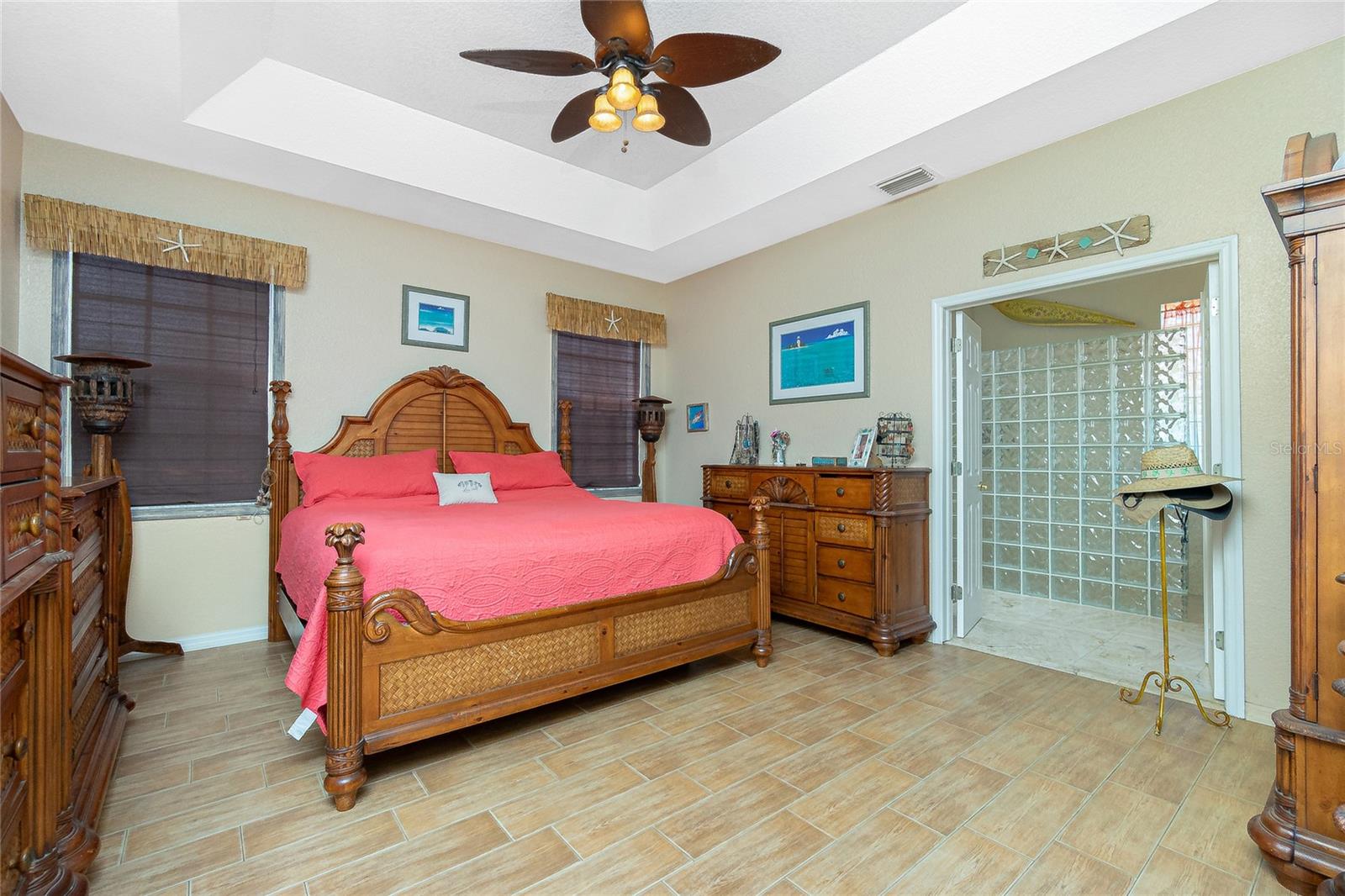 Image 20 of 49 For 5219 Guava Terrace