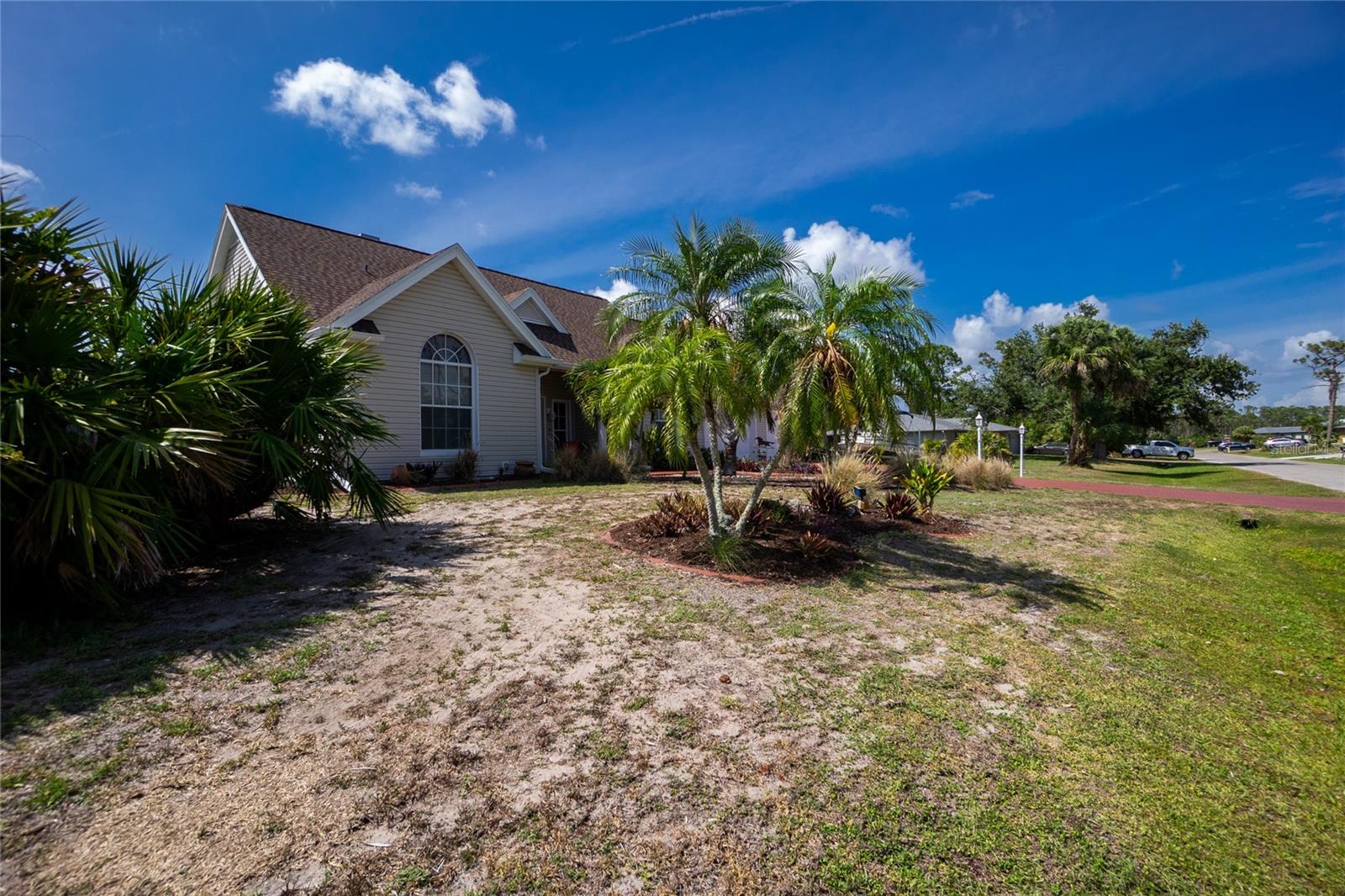 Image 41 of 49 For 5219 Guava Terrace