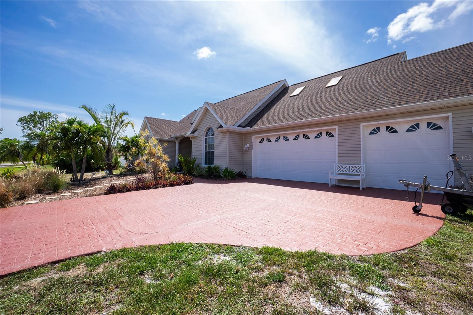Image 42 of 49 For 5219 Guava Terrace