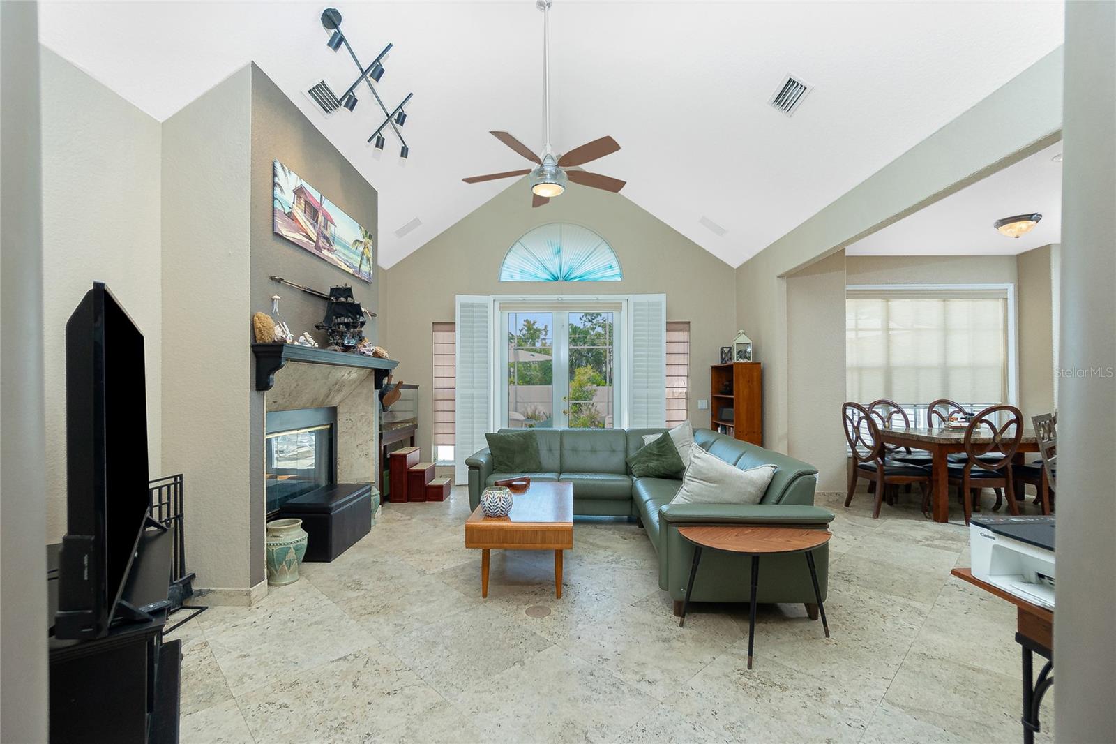 Image 6 of 49 For 5219 Guava Terrace