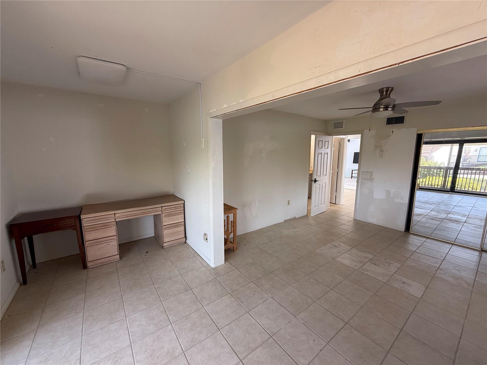Image 32 of 45 For 25188 Marion Avenue 1