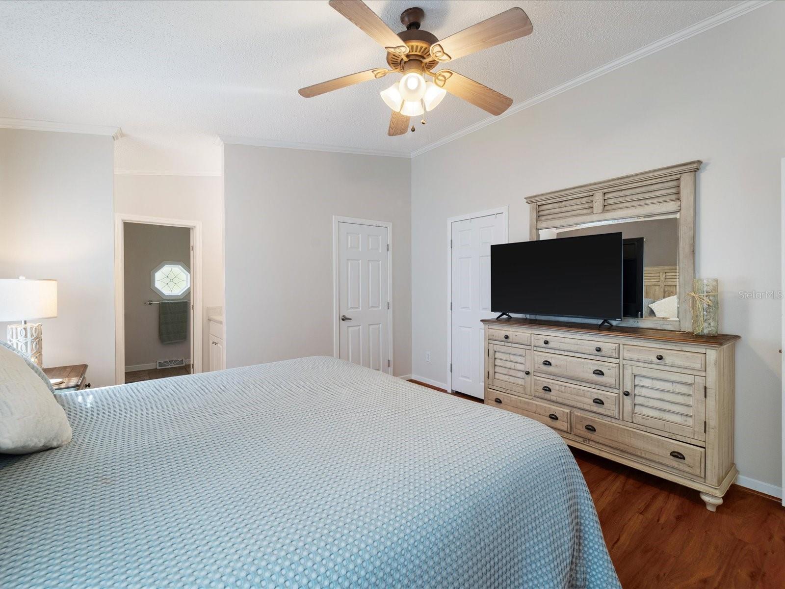 Image 24 of 47 For 9182 Pinehaven Way