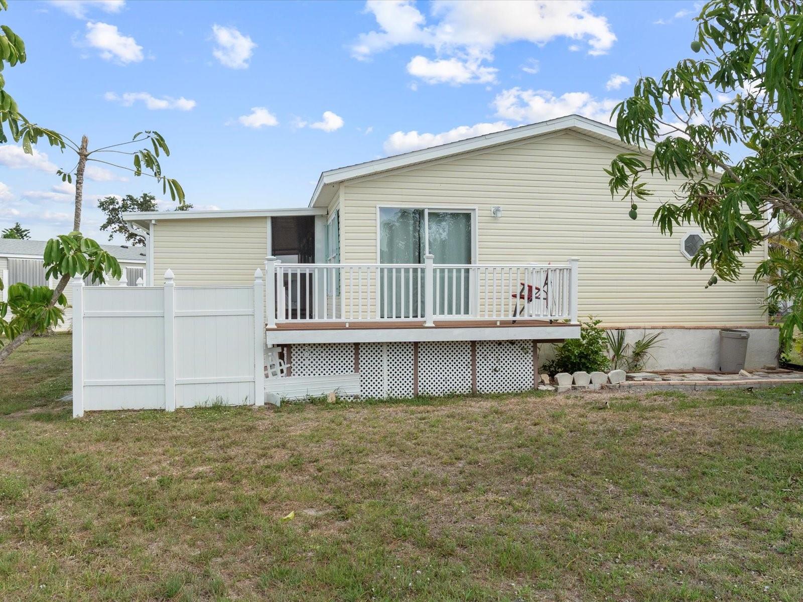 Image 40 of 47 For 9182 Pinehaven Way