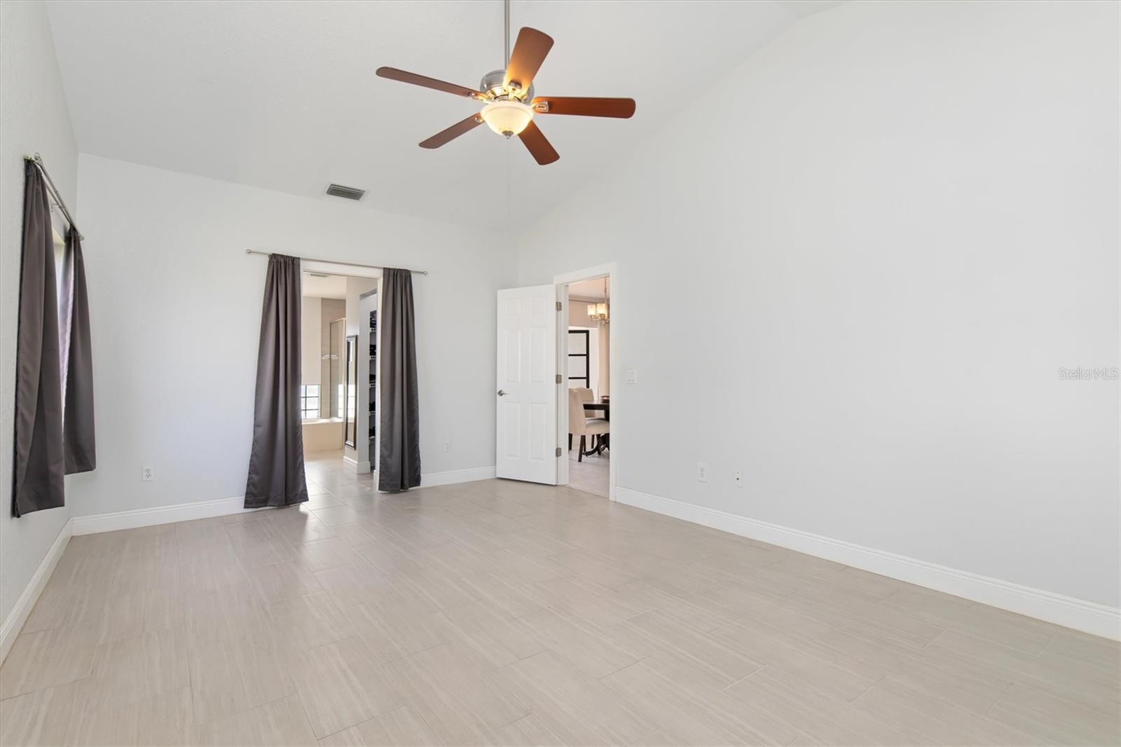 Image 29 of 66 For 3825 Barnegat Drive