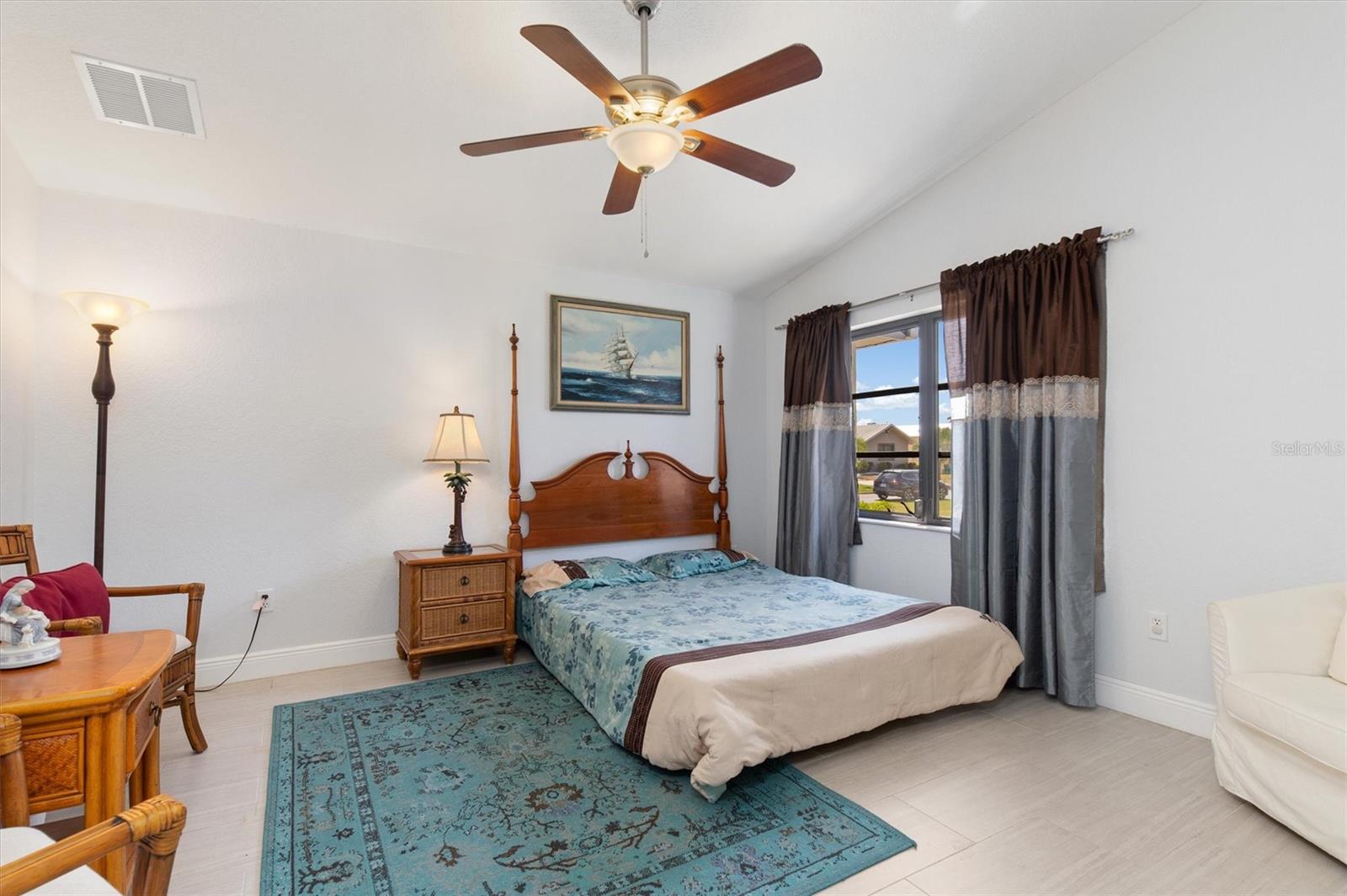 Image 36 of 66 For 3825 Barnegat Drive